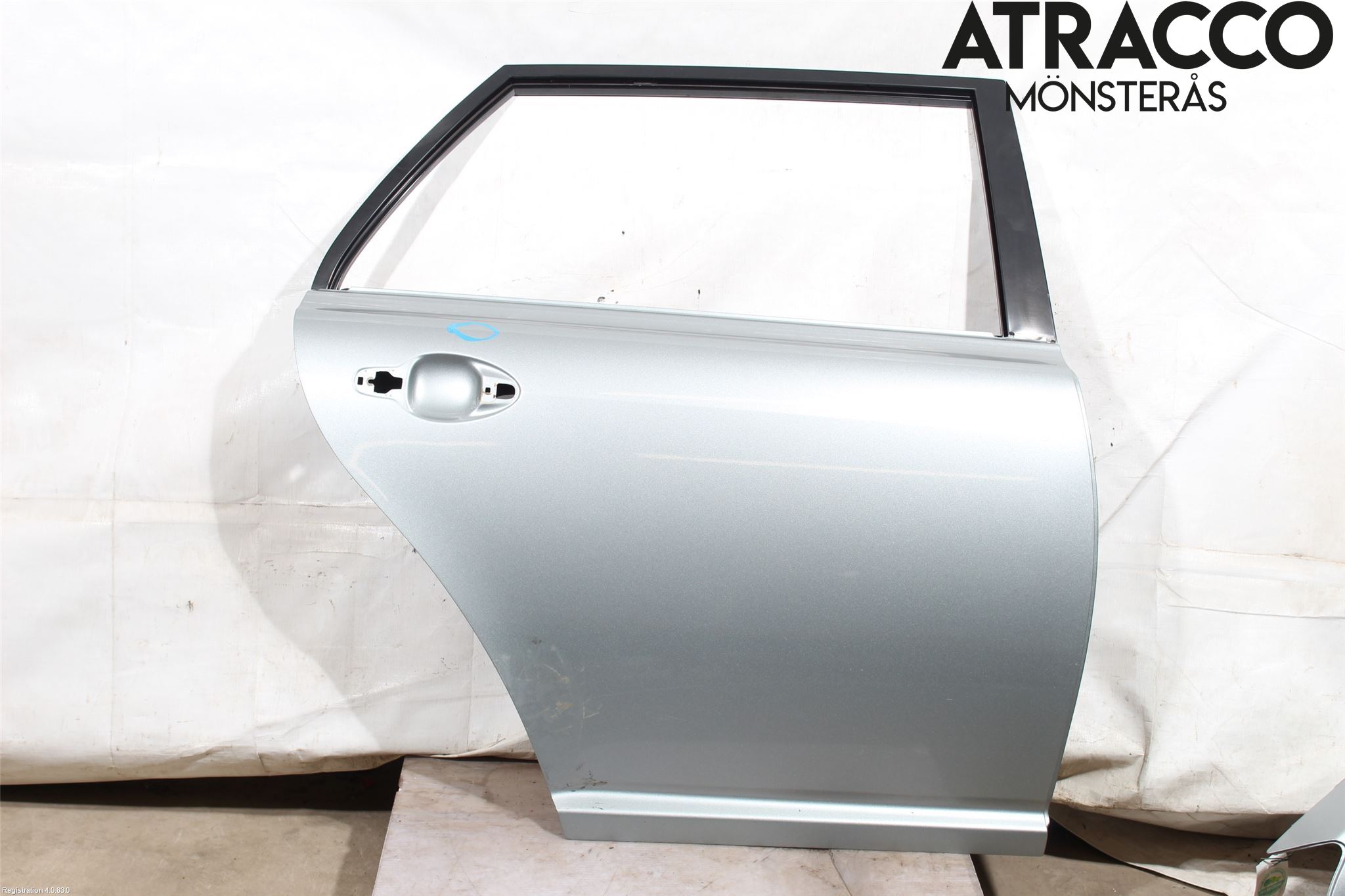 Toyota AVENSIS 07-08 Dörr Bak Höger