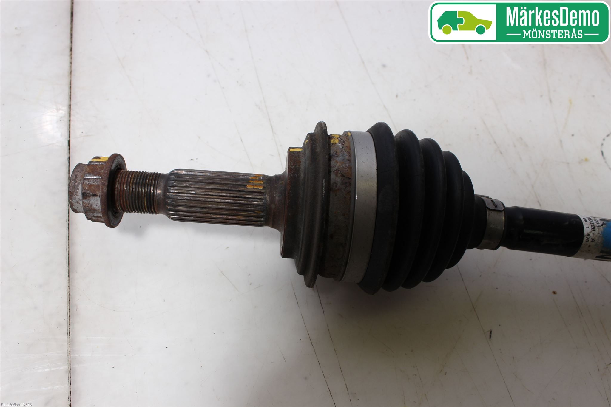 Toyota YARIS XP90 06-11 Drivaxel Fram Höger