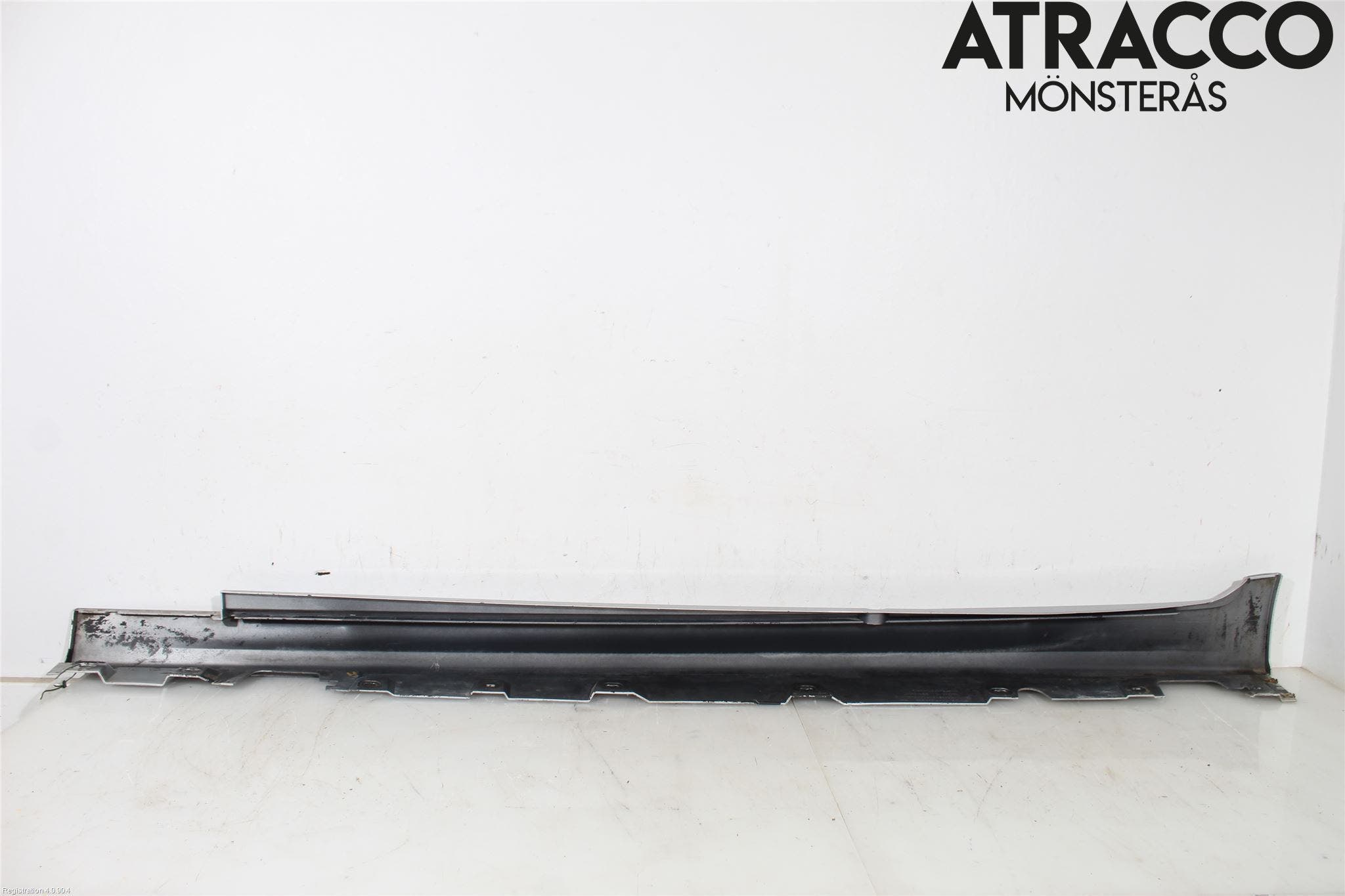 BMW 5 F10/F11/F18 09-17 Sidokjol Hö