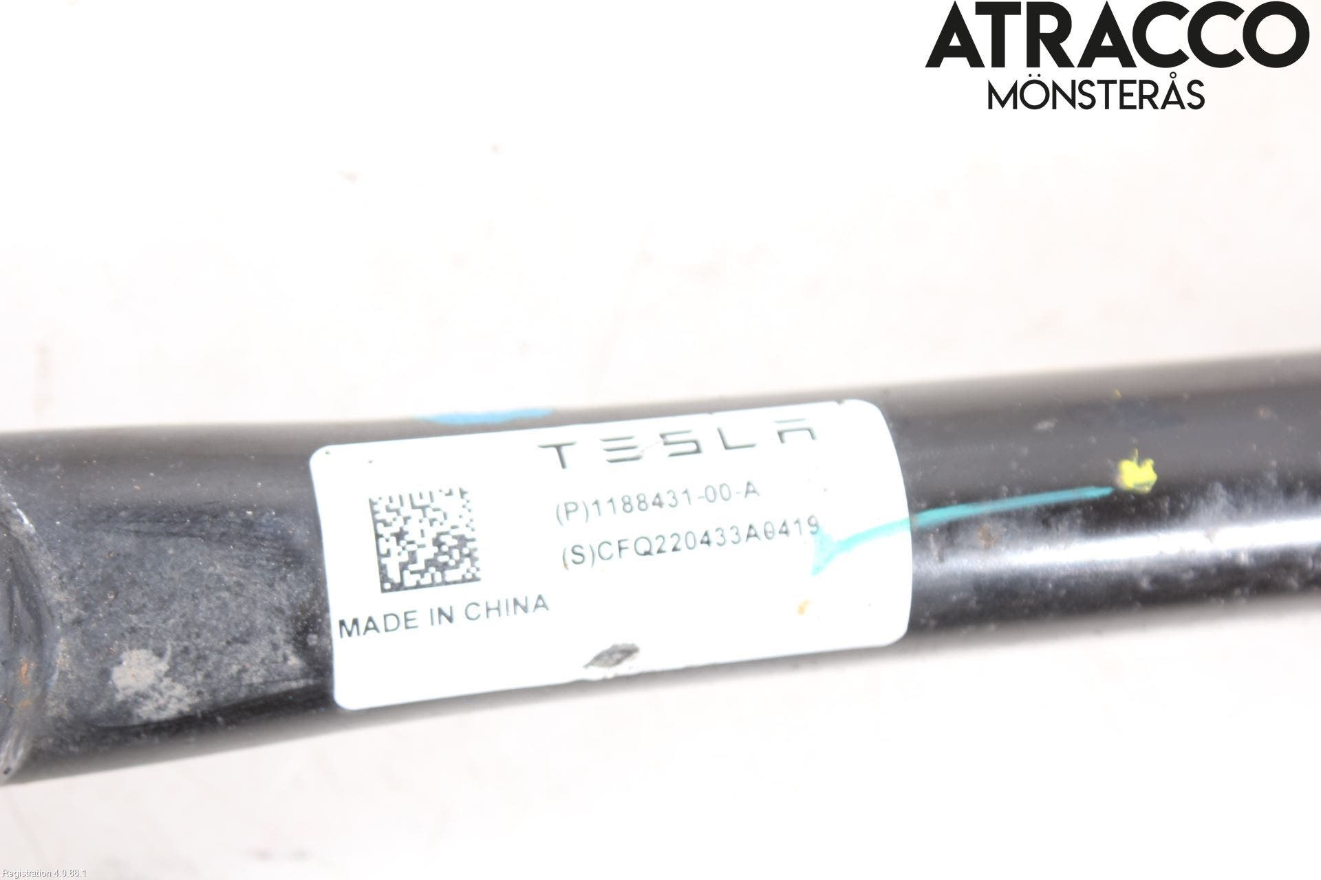 Tesla MODEL Y 21- Bärarm Bak Höger