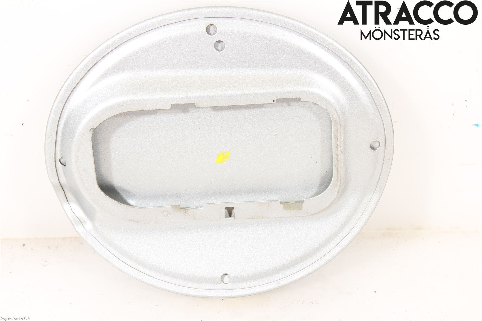 BMW 1 E87/81 5D/3D 03-11 Tanklucka