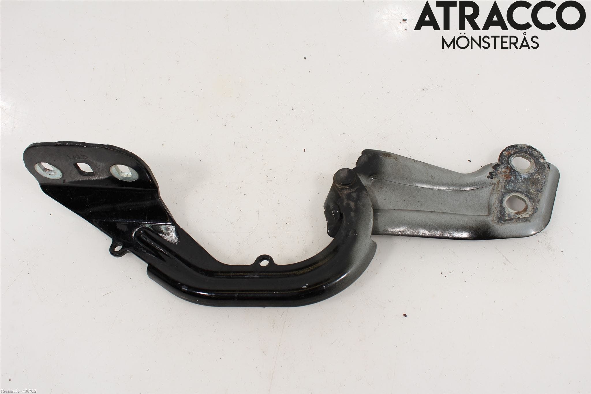 Ford KUGA 13-16 Huvgångjärn