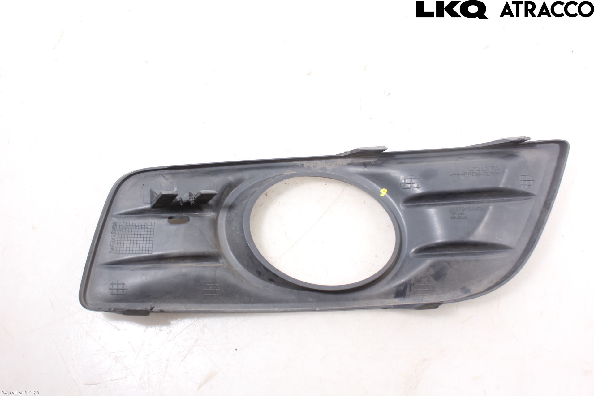 Volvo V50 08-12 Dimljussarg Fram