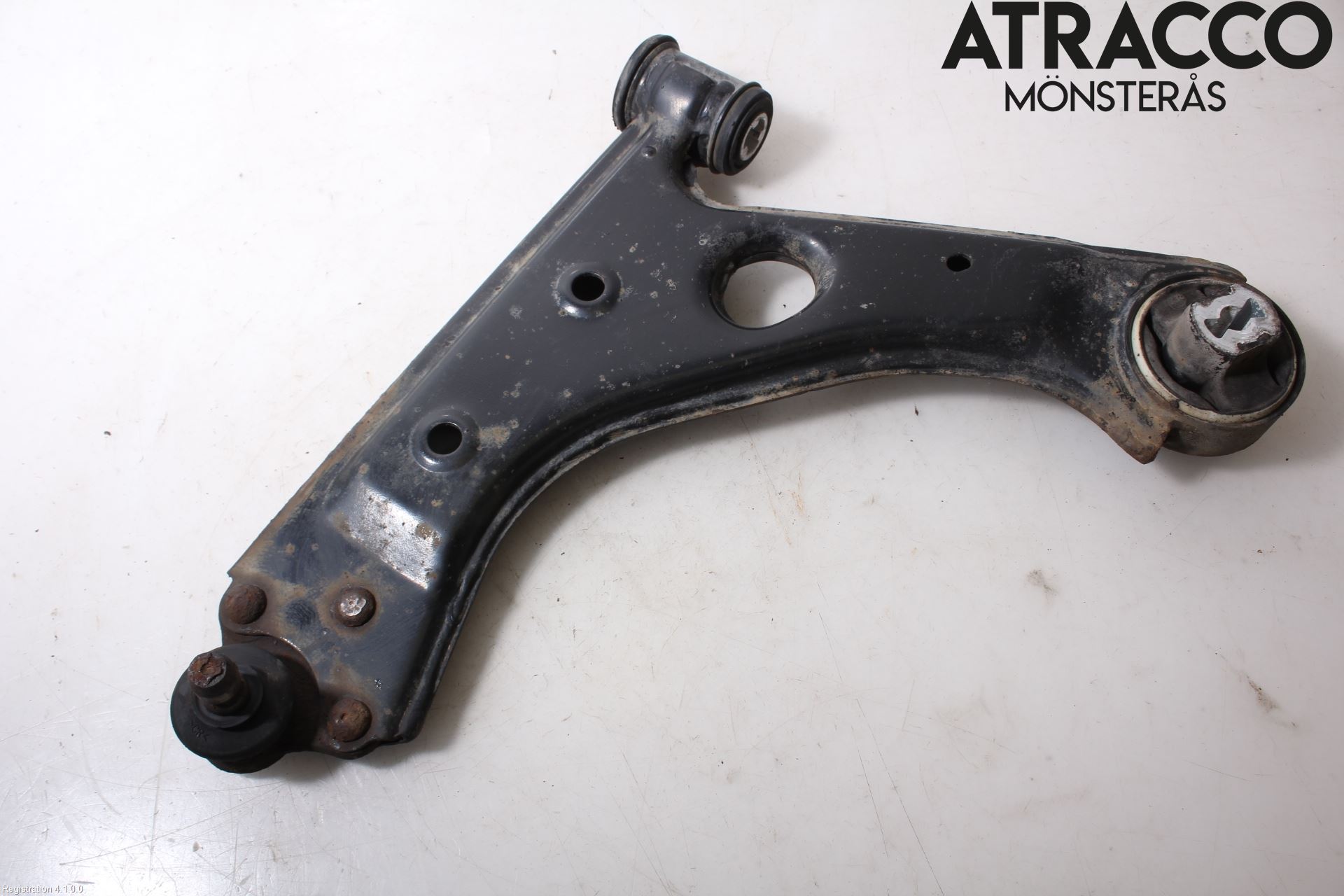 Citroen NEMO Bärarm Fram Undre Vä