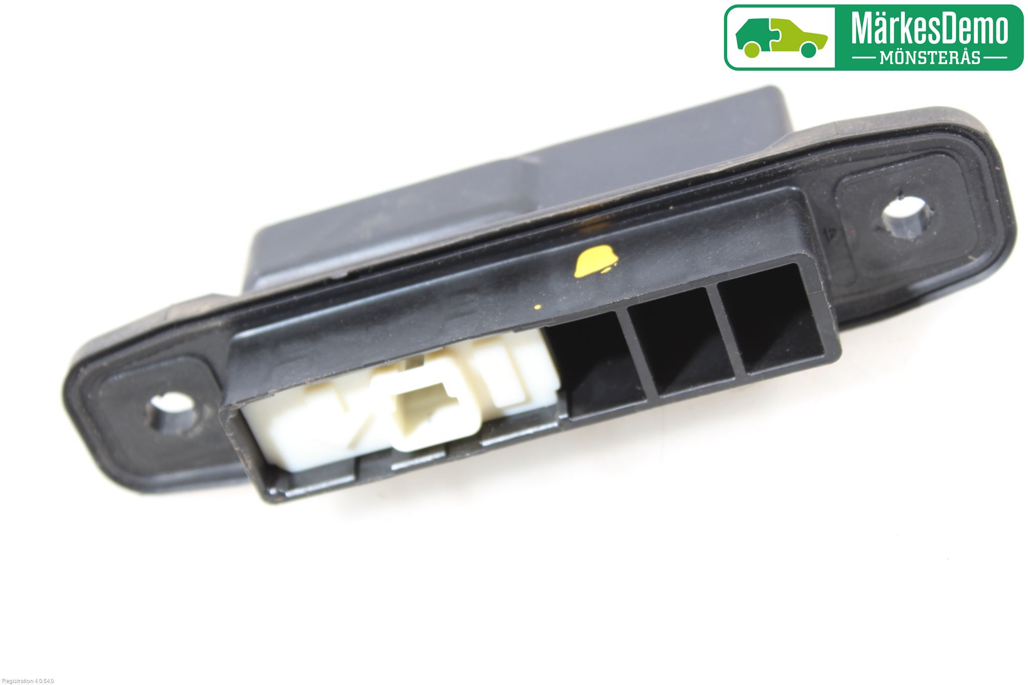 Toyota YARIS XP130 12-14 Bakluckehandtag