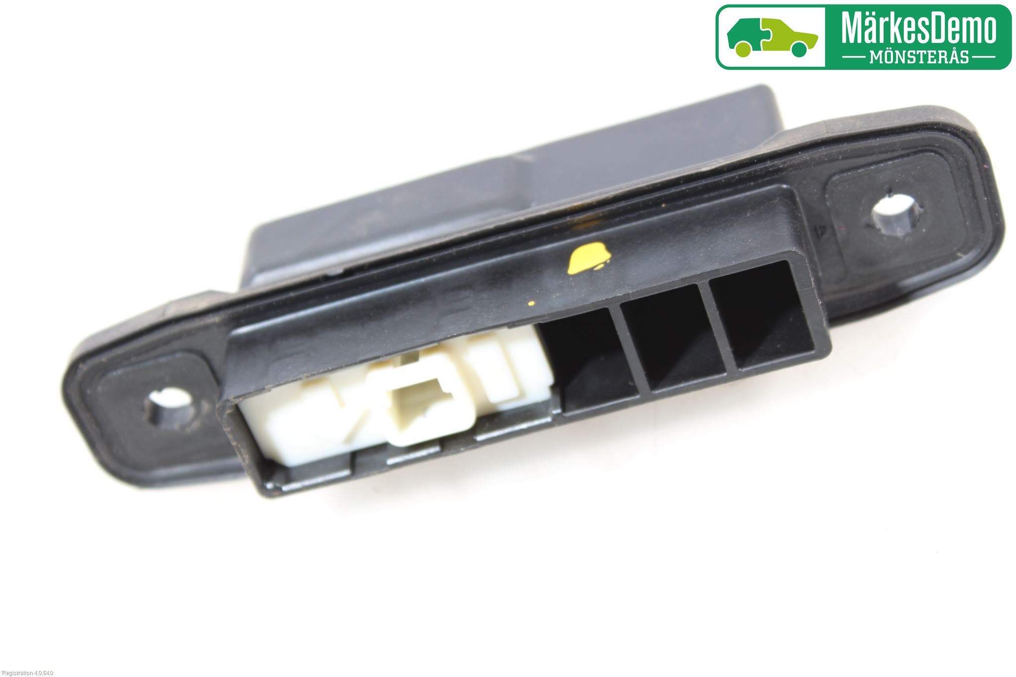 Toyota YARIS XP130 12-14 Bakluckehandtag