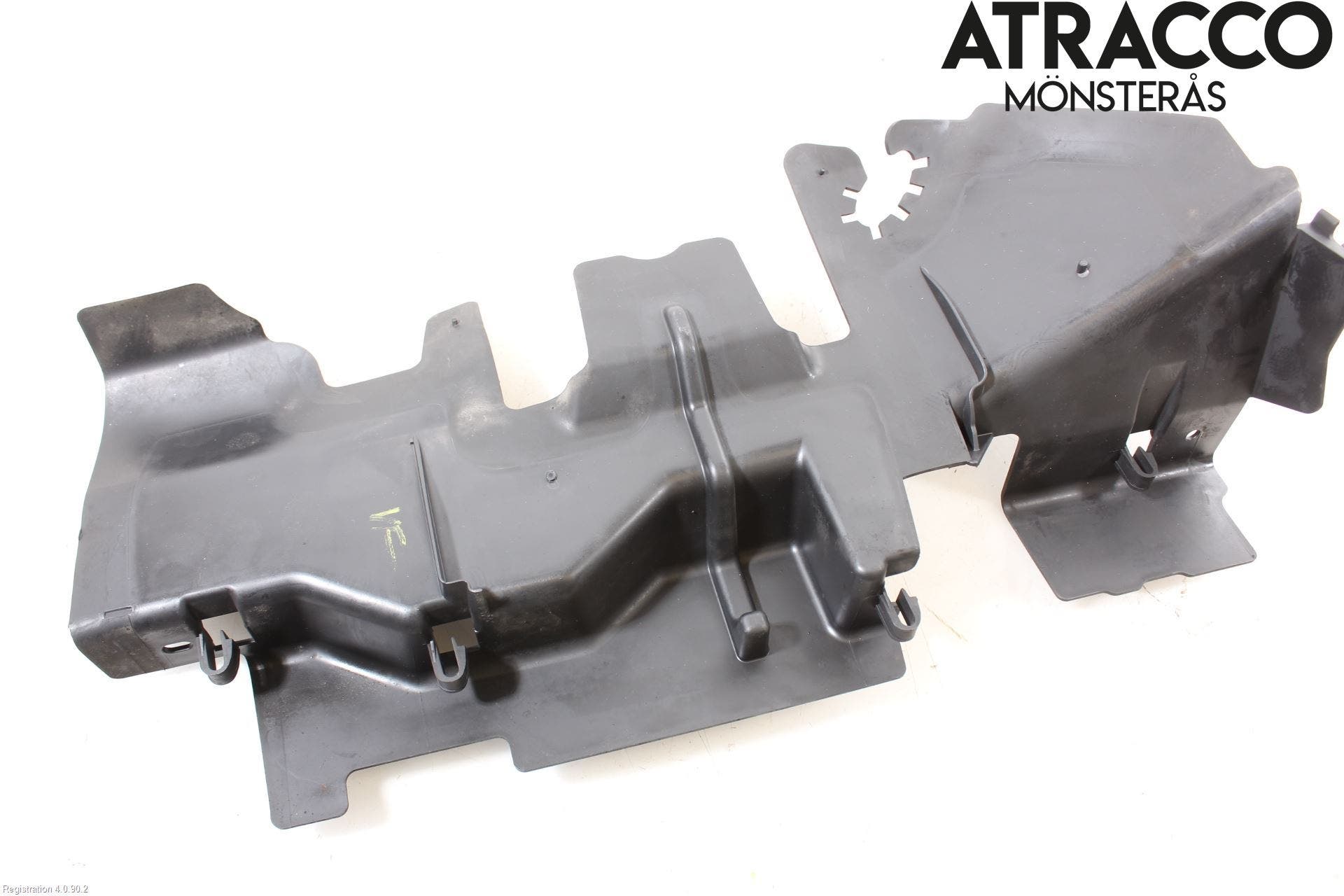 Volkswagen VW PASSAT 05-11 Deflektor Plåt-Plast Kylning