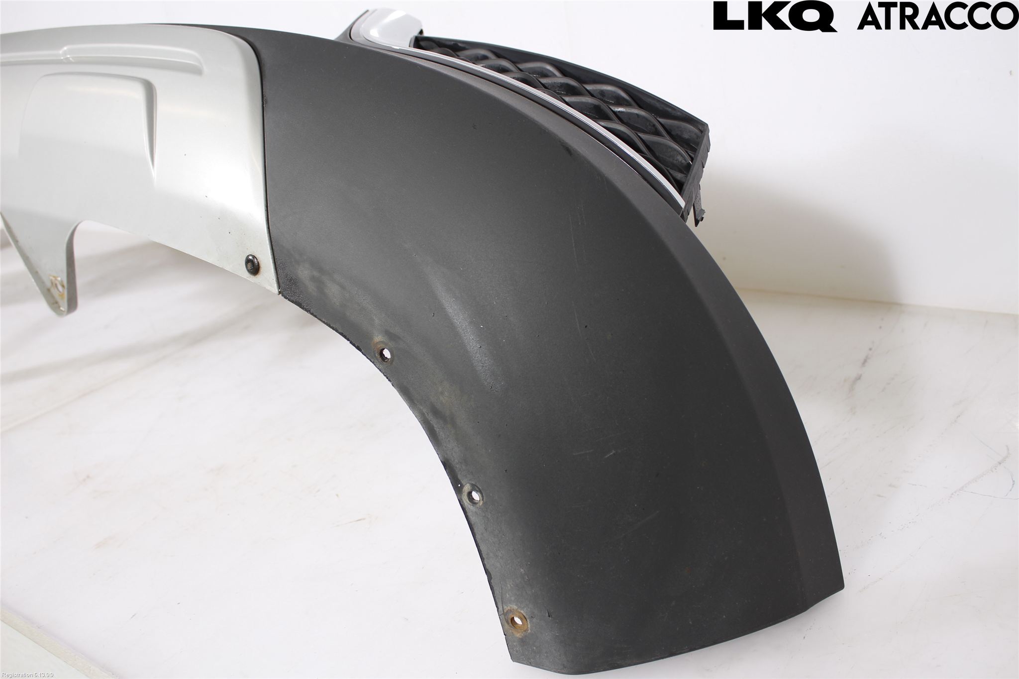 MG ZS EV 20- Spoiler Bak