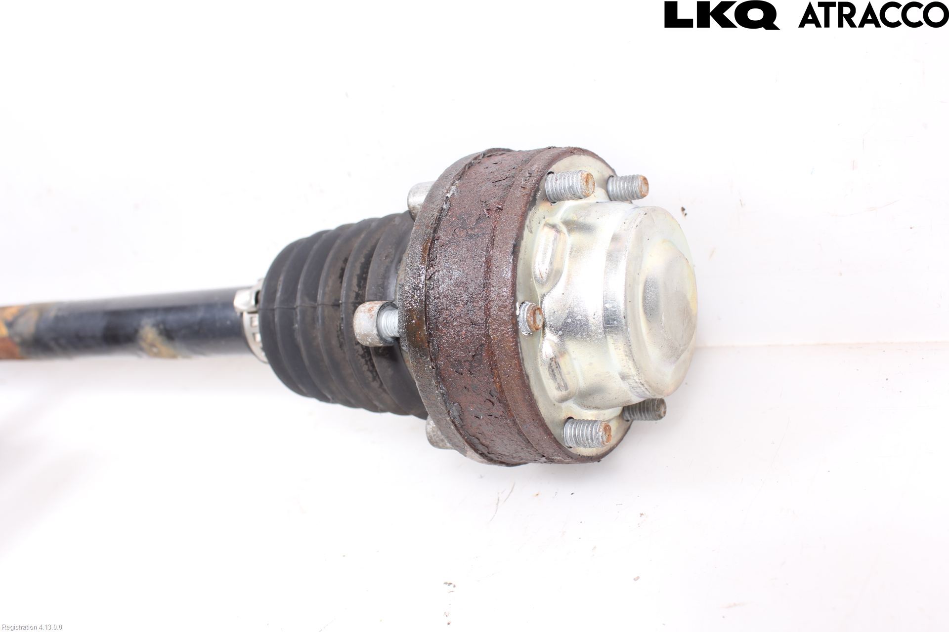 Skoda SUPERB 16-24 Drivaxel Bak Höger