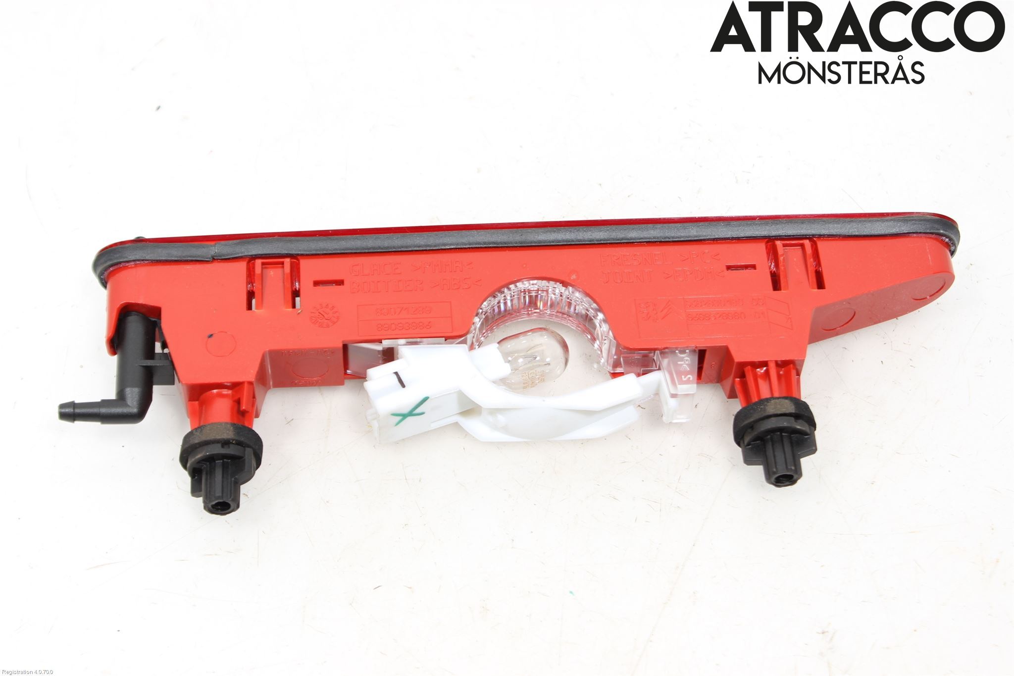 Peugeot PARTNER 16-18 Bromsljus Bakruta