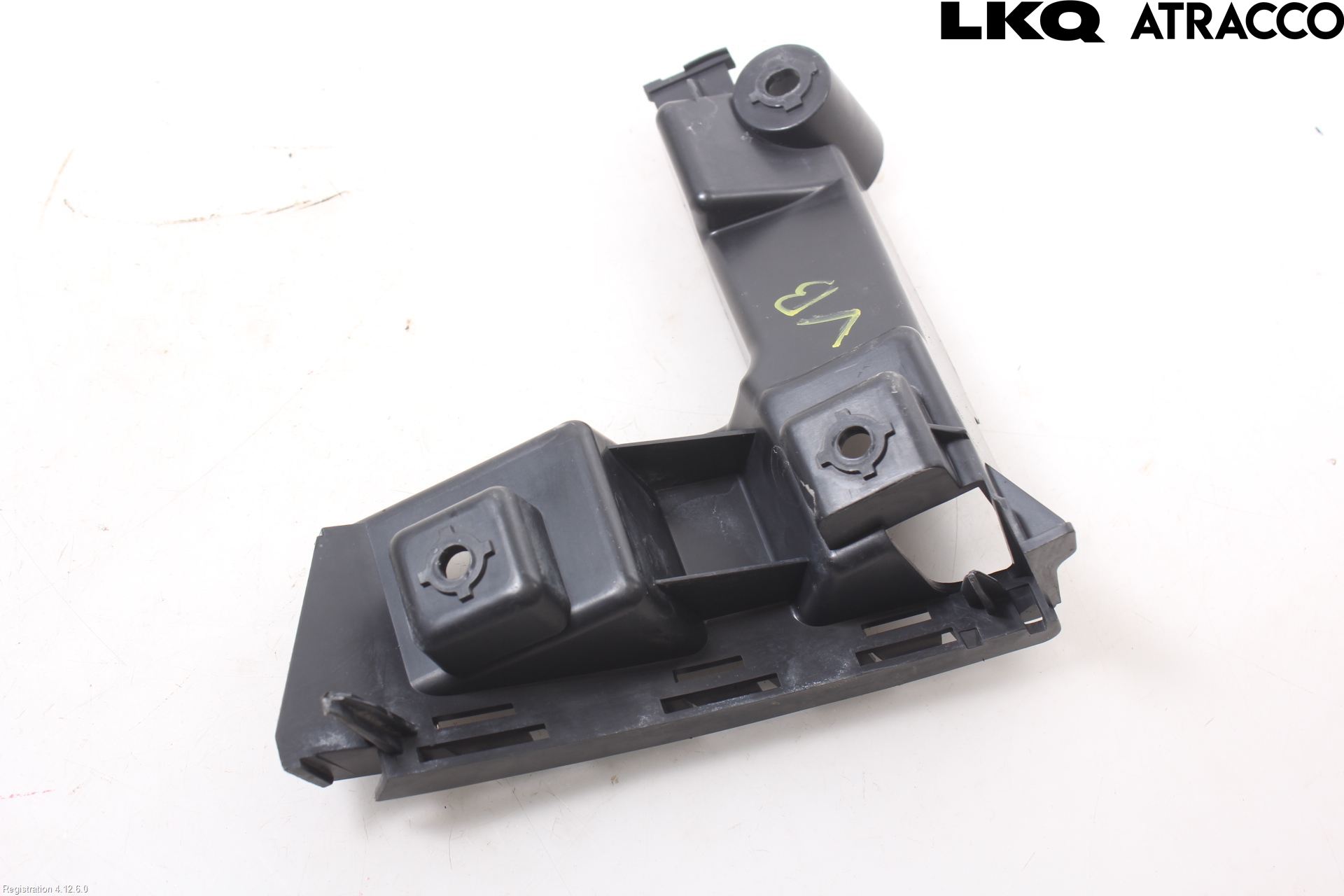 Volvo XC70 08-13 Stötfångarfäste Bak Vä