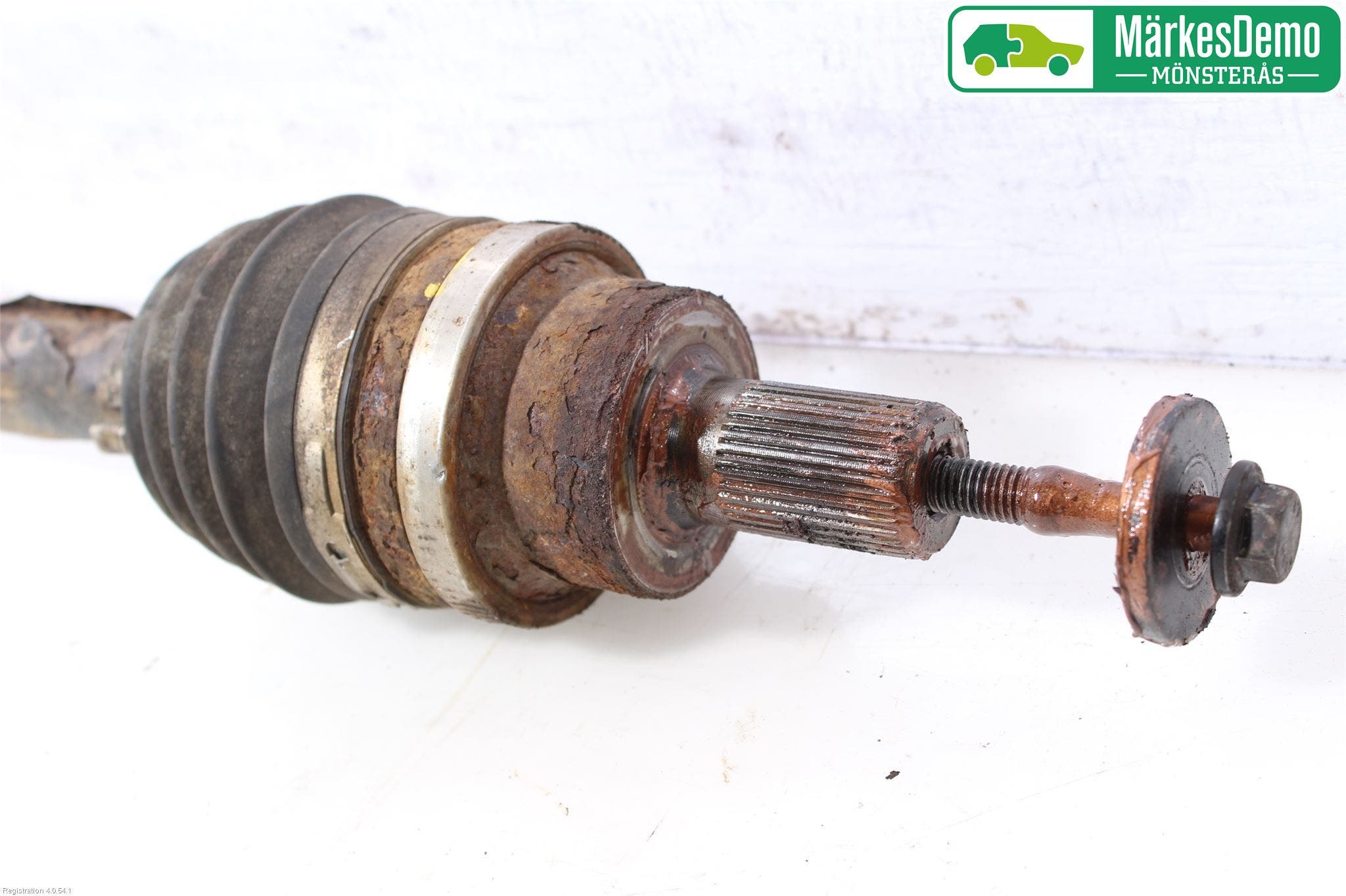 Volvo V70 08-13 Drivaxel Bak Höger