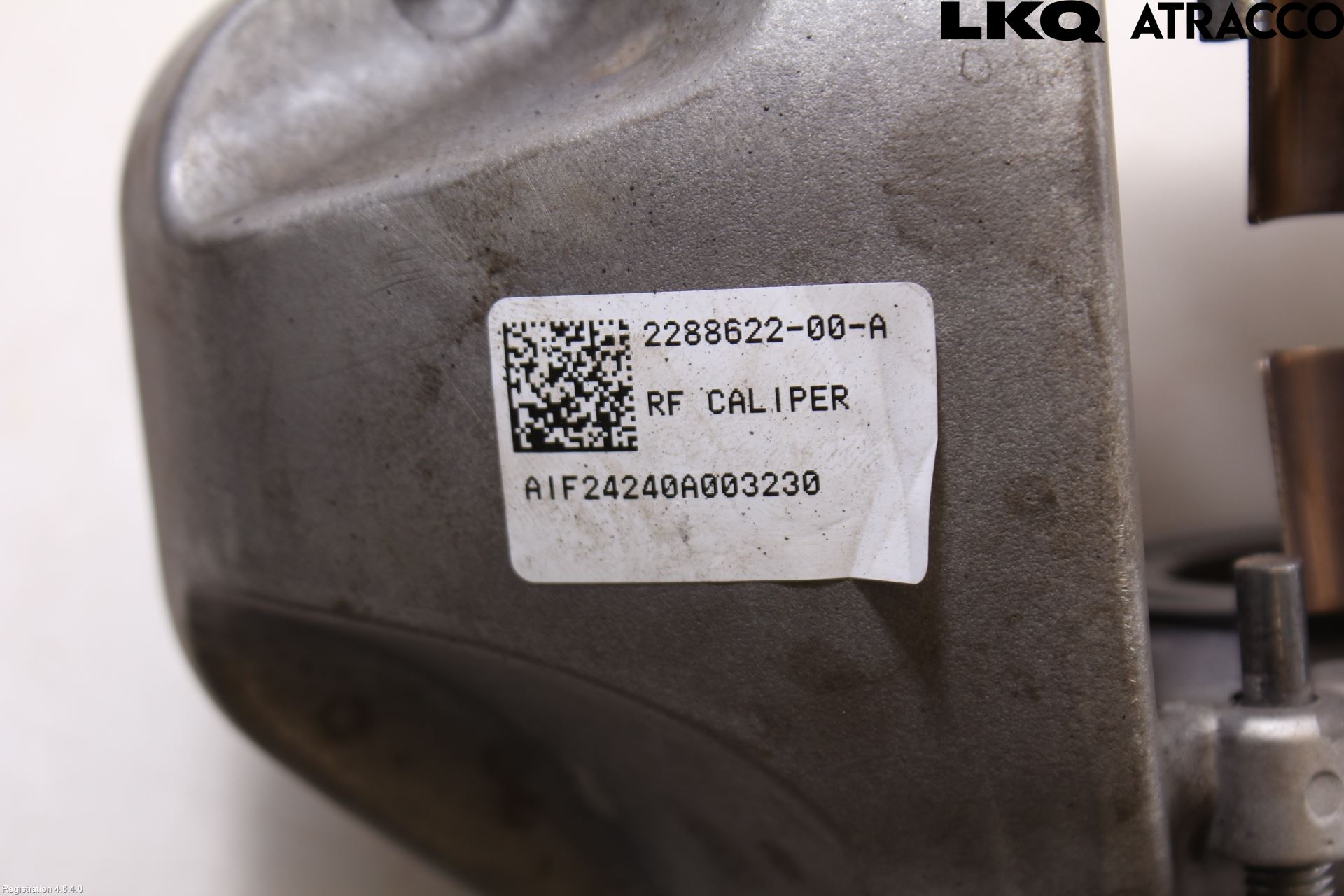 Tesla MODEL Y 21- Bromsok Fram Höger