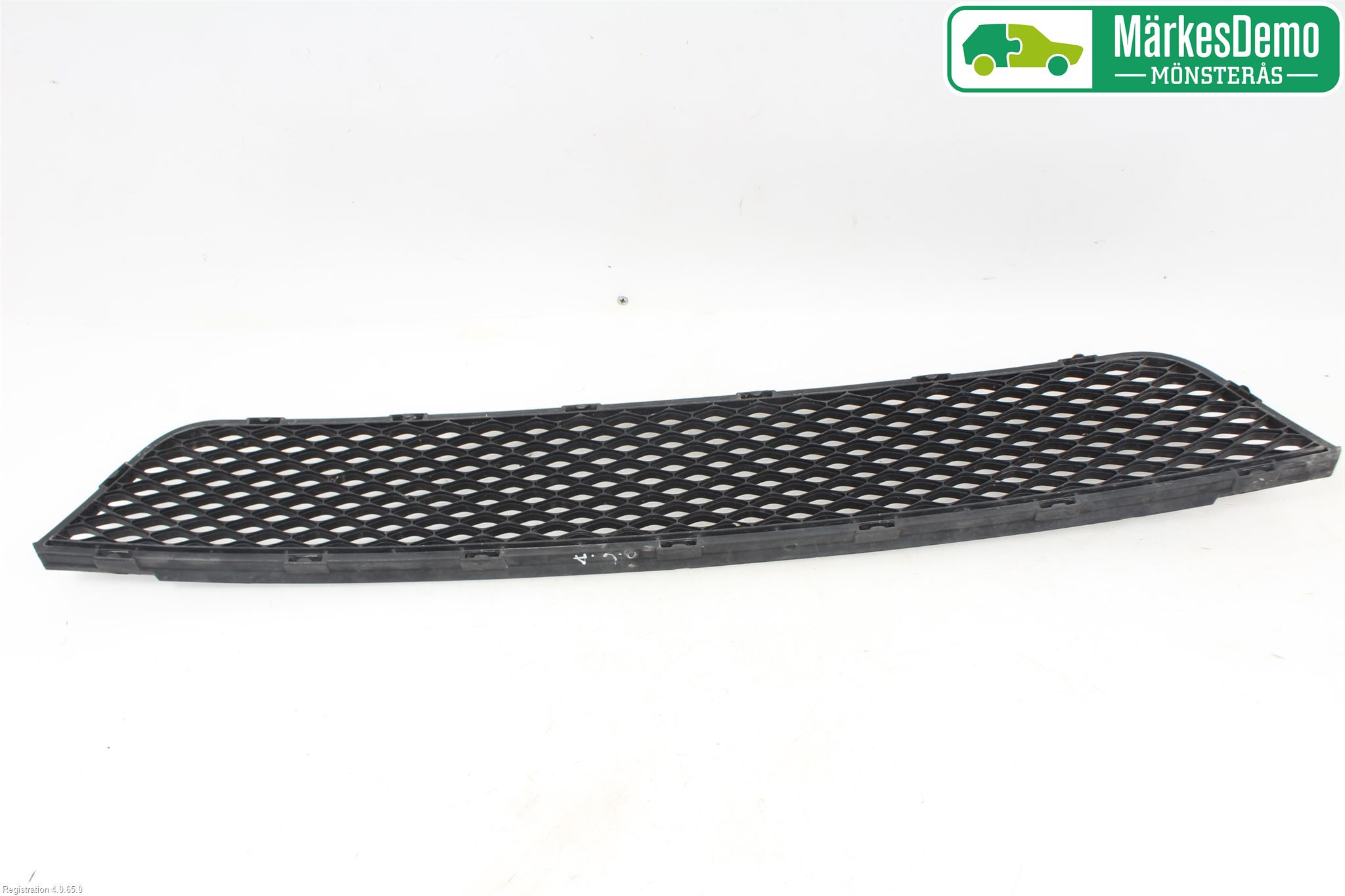 Kia SPORTAGE (JE) 05-10 Grilldel Mitt