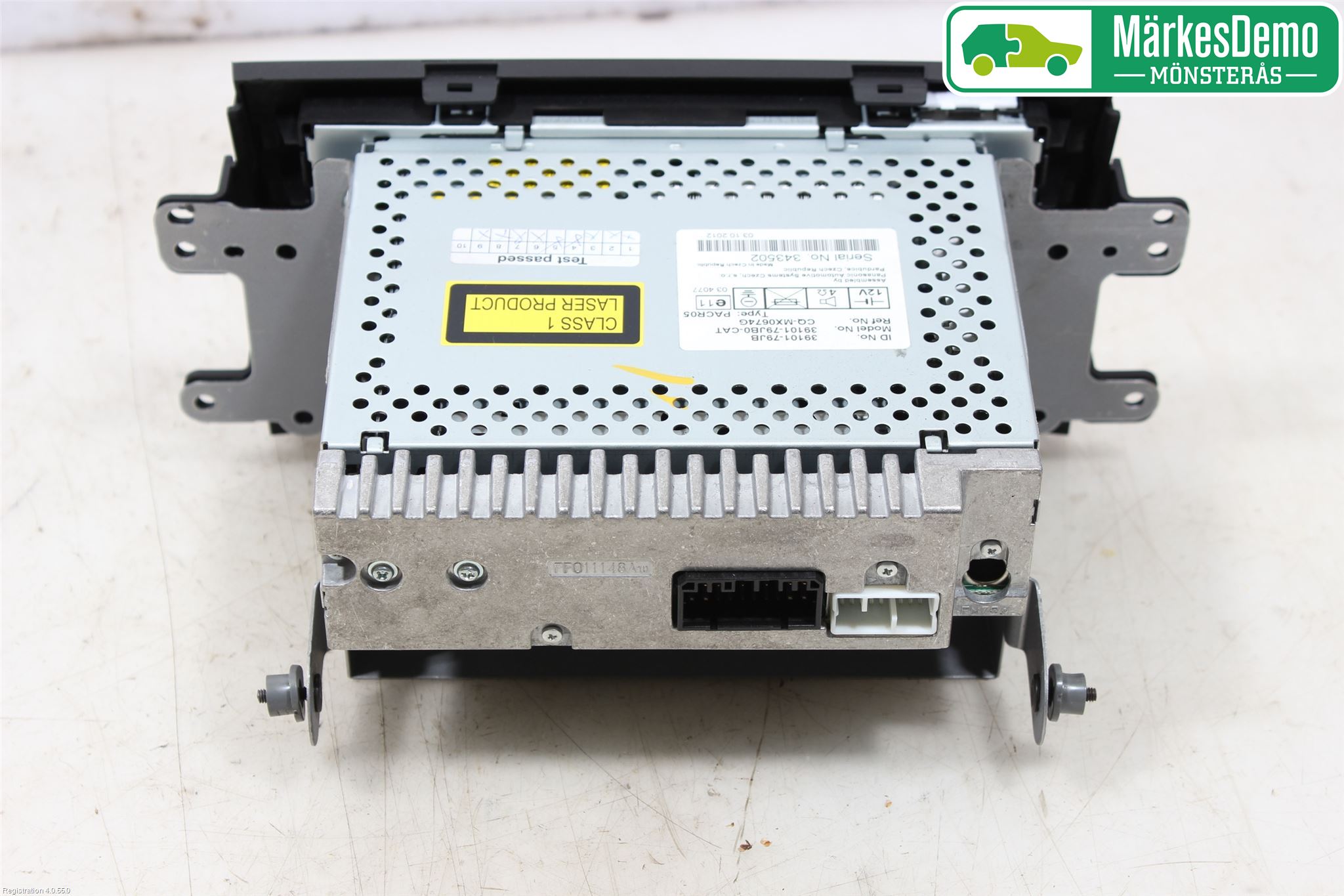 Suzuki SX4 10-13 Radio