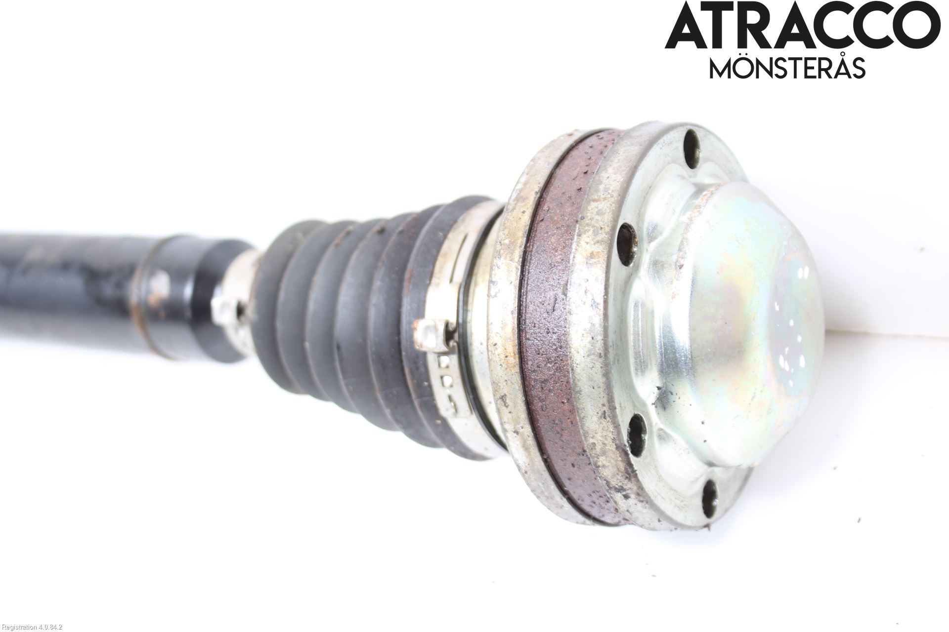 Volkswagen VW CADDY      04-10 Drivaxel Fram Höger