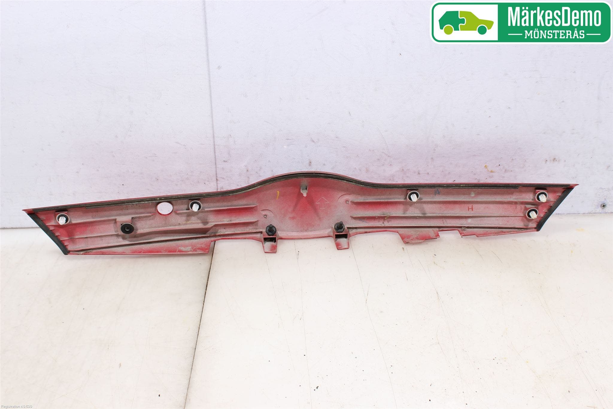 Toyota VERSO-S 11-16 List Bak-Baklucka