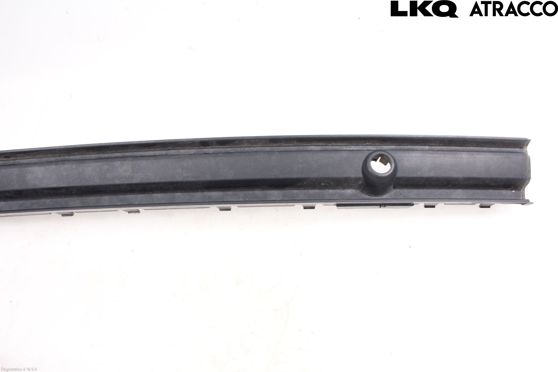 Audi Q3 F3 19- Stötfångarlist Bak