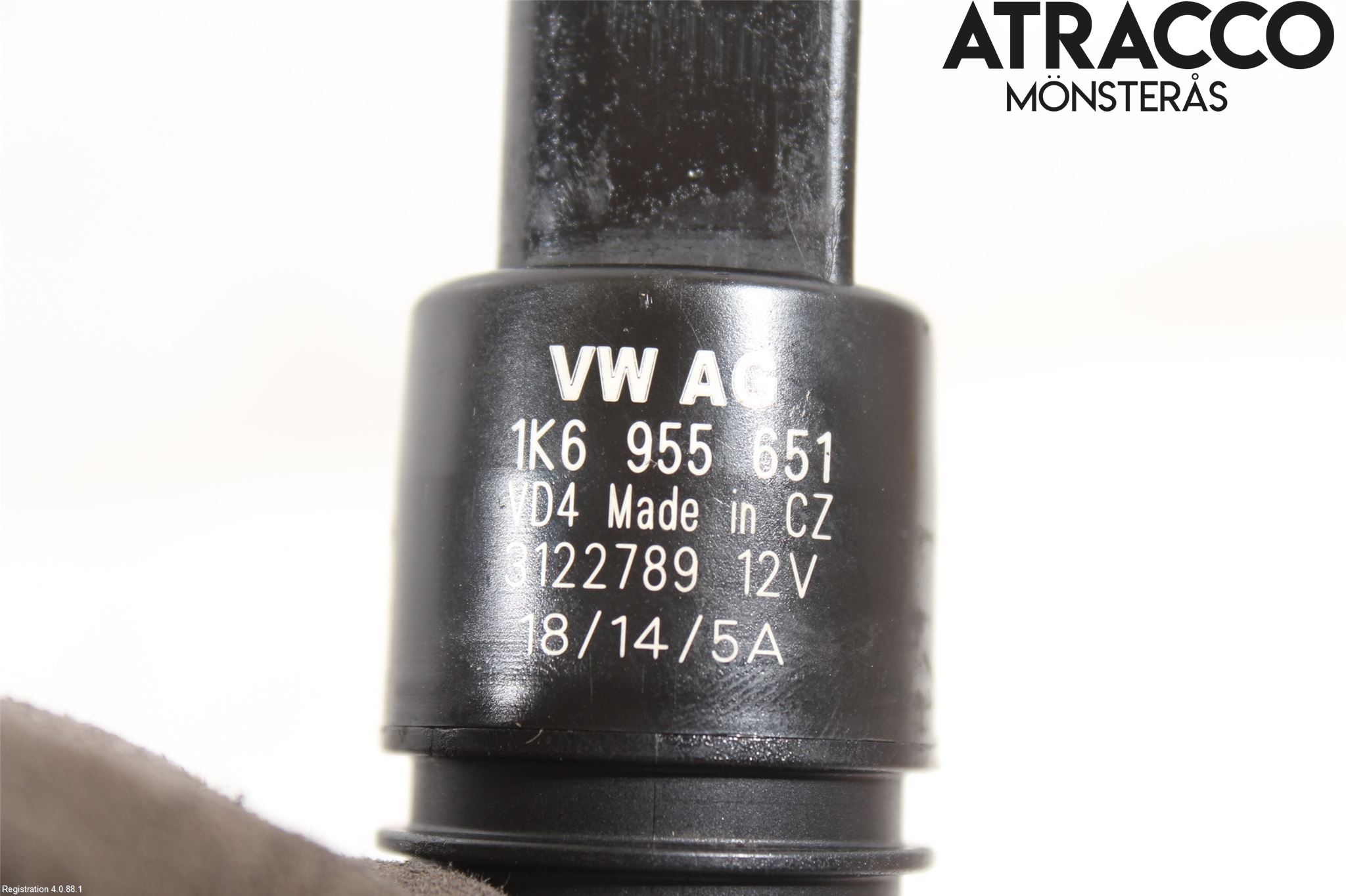 Volkswagen VW PASSAT 11-14 Spolarpump Vindruta
