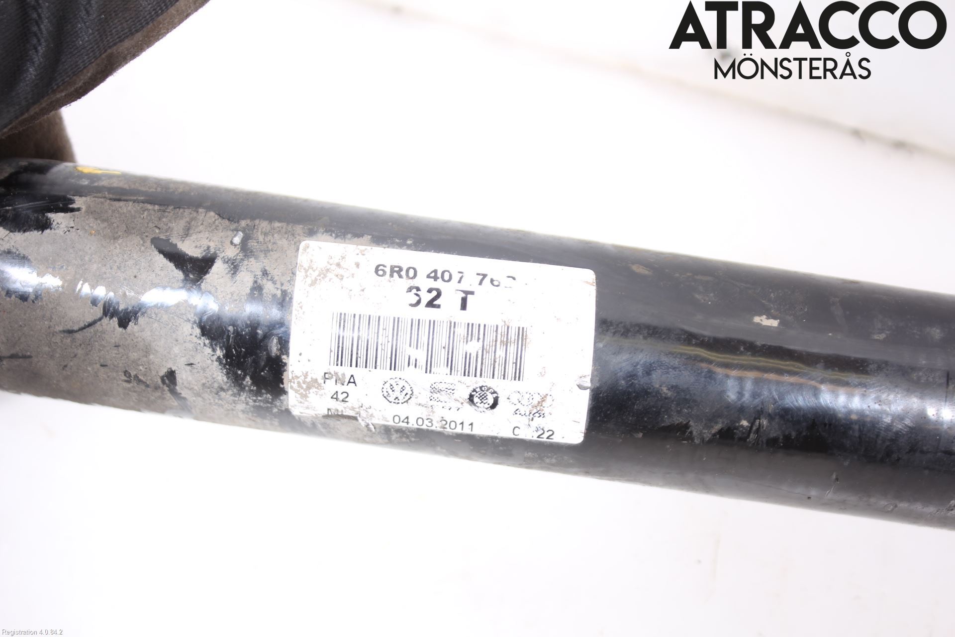 Volkswagen VW POLO 10-17 Drivaxel Fram Höger