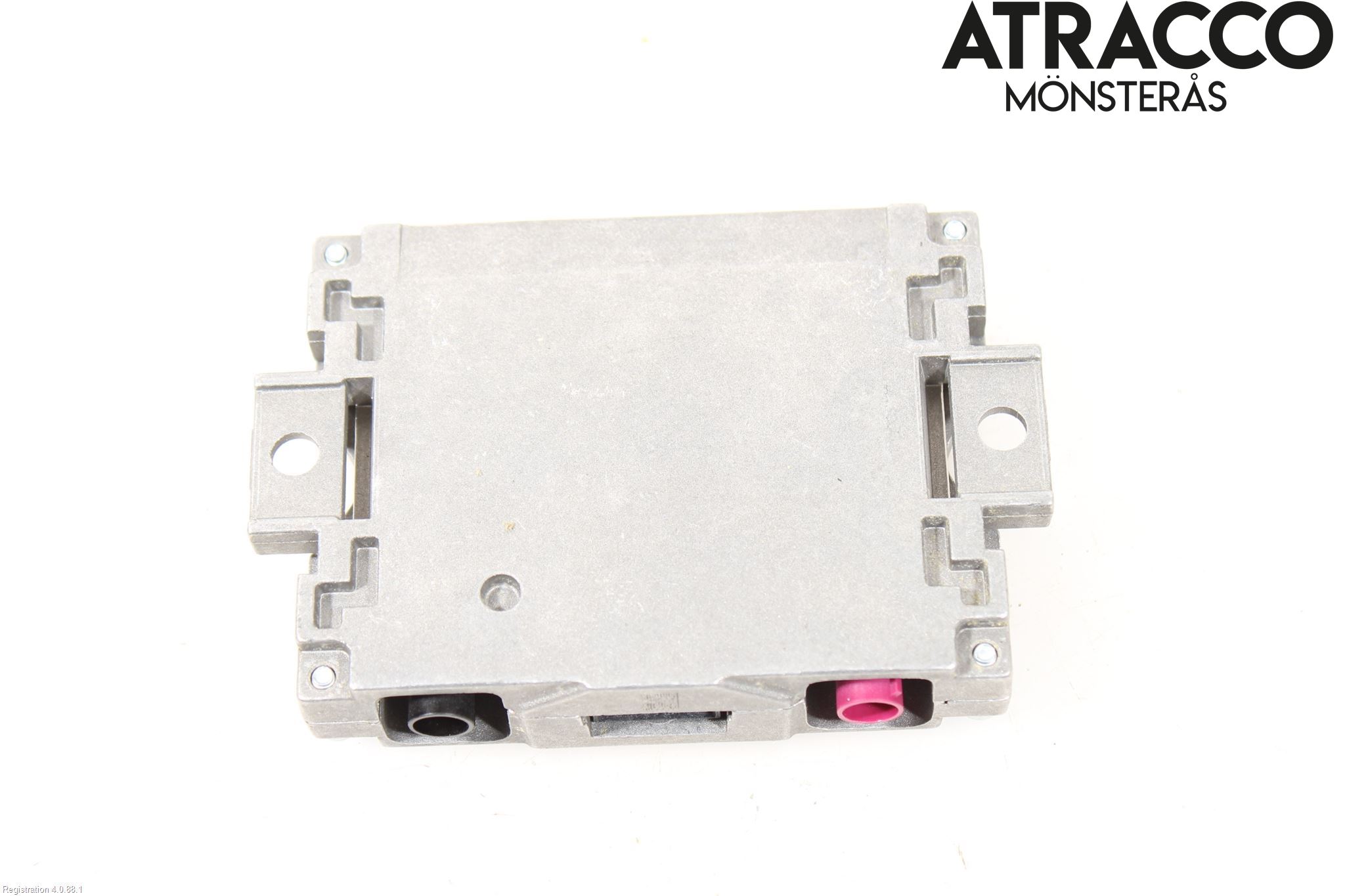 Audi A4/S4 B9 16-19 Antennförstärkare