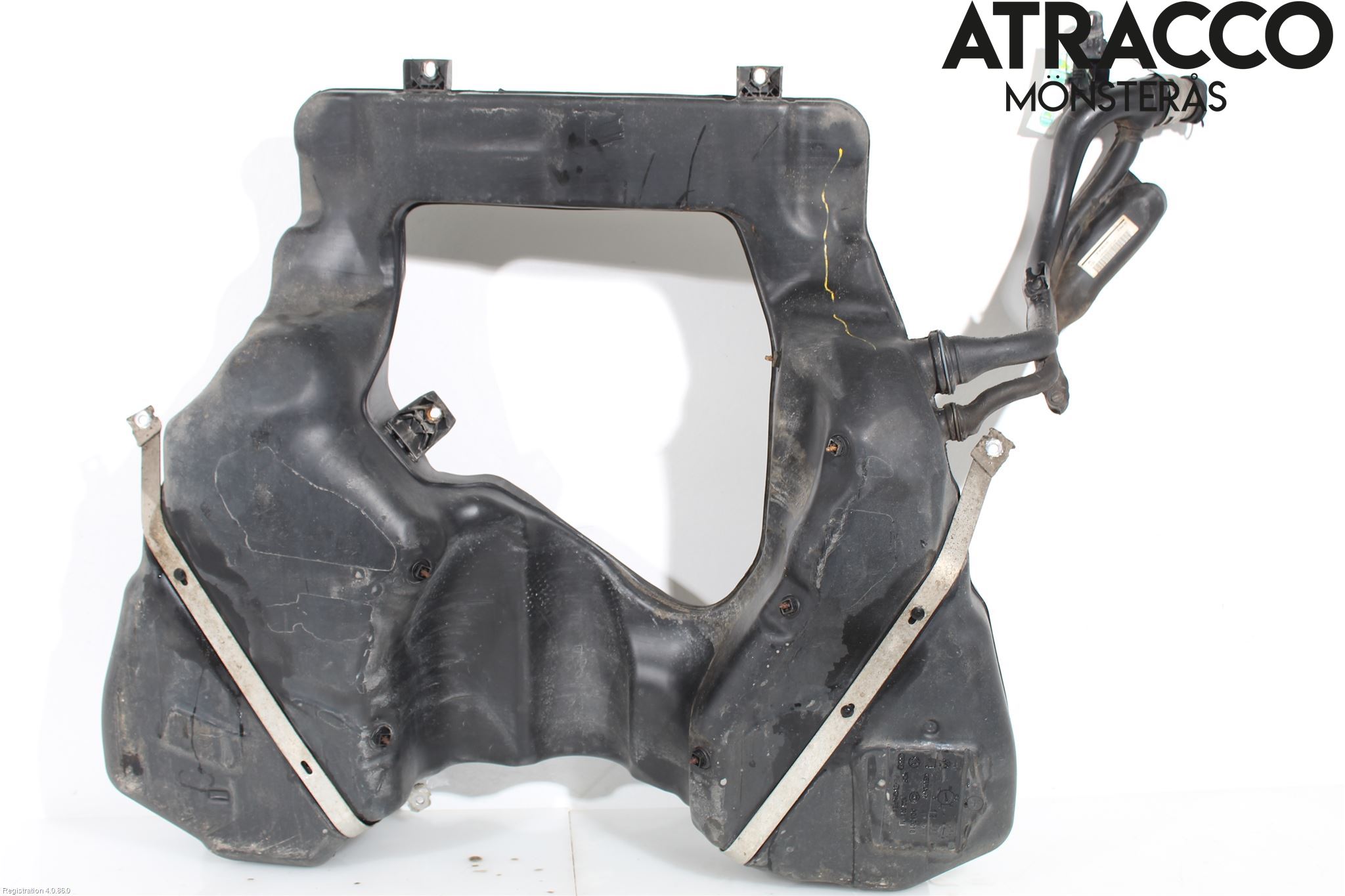 Volkswagen VW PASSAT 11-14 Bränsletank Diesel