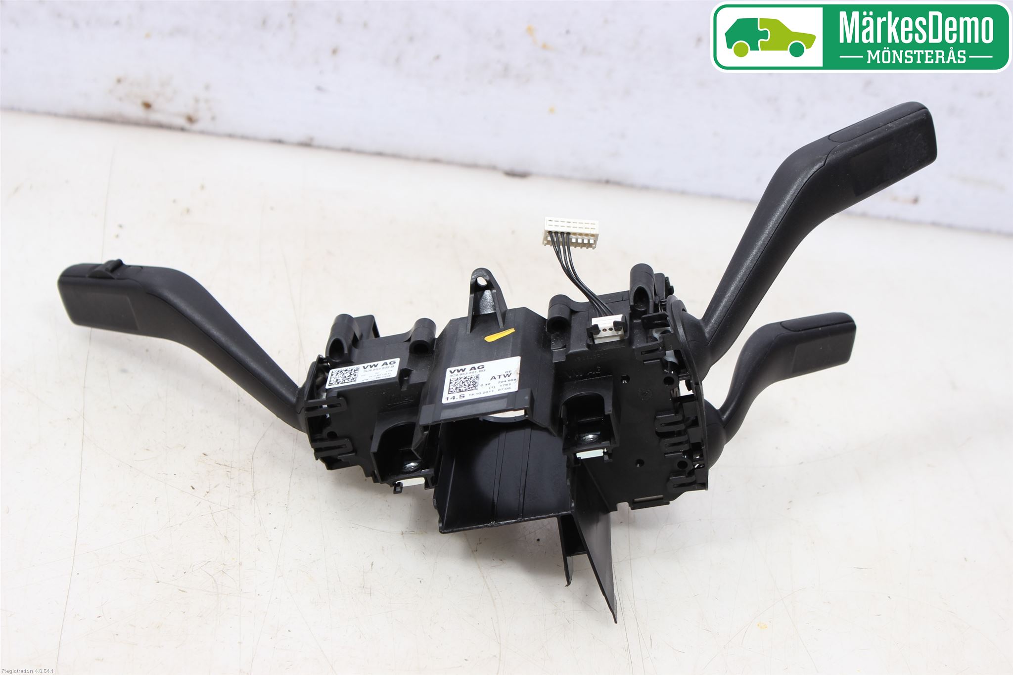 Volkswagen VW PASSAT 11-14 Spakcentral