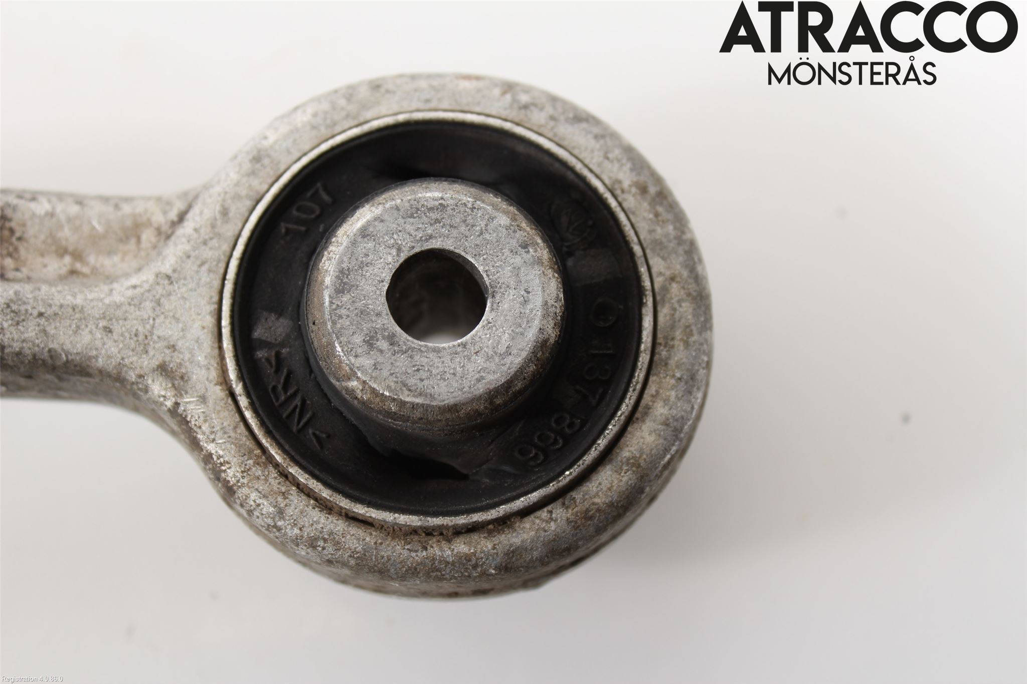 Audi A4 12-15 Bärarm Fram Övre Hö