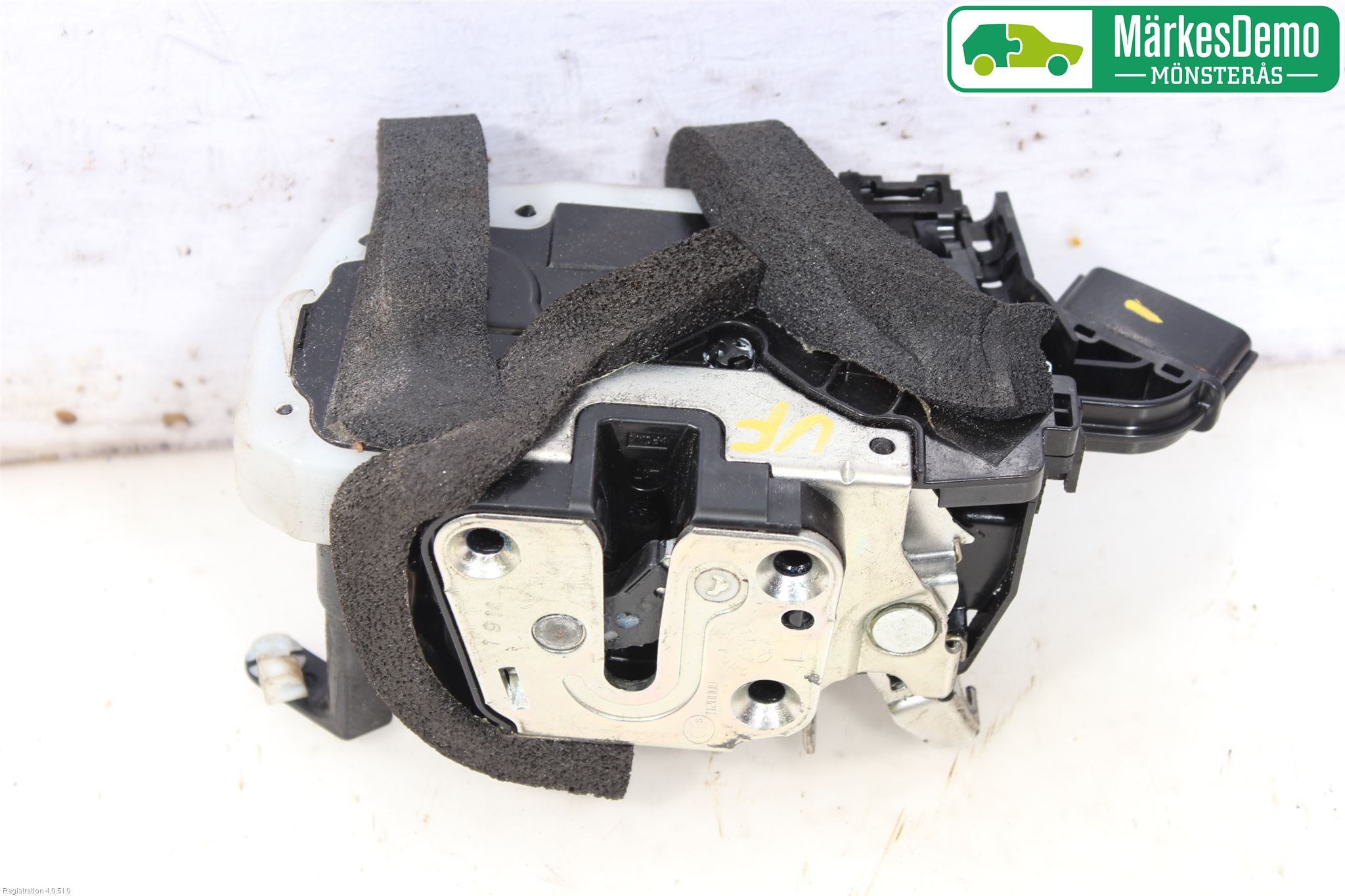 Nissan JUKE 10-14 Låskista-Dörrlås