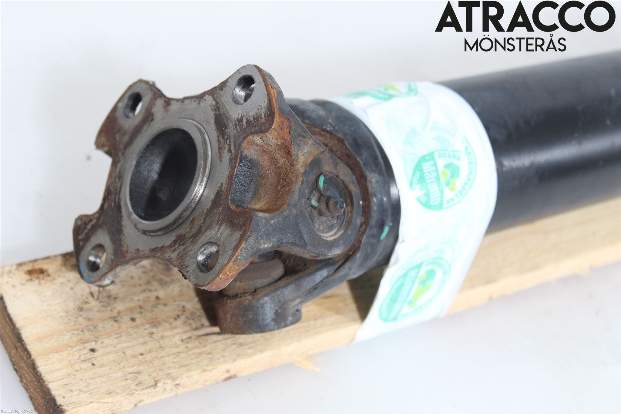 Toyota HILUX 16- Mellanaxel Komp