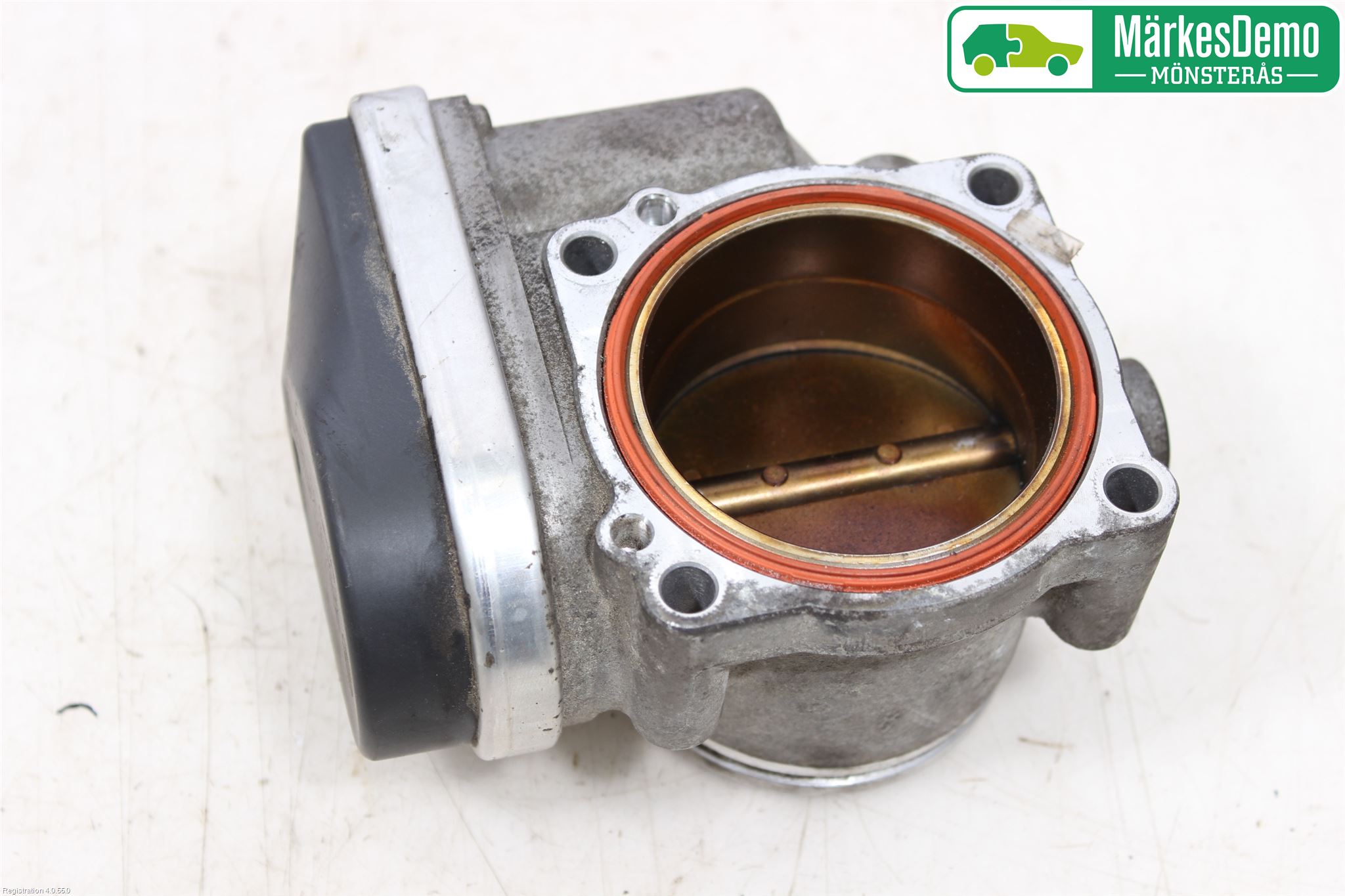 BMW 3 E46      98-05 Injspjällhus