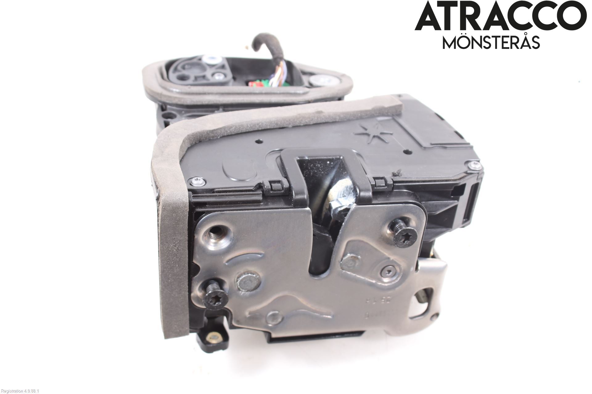 Opel INSIGNIA 17- Låskista-Dörrlås