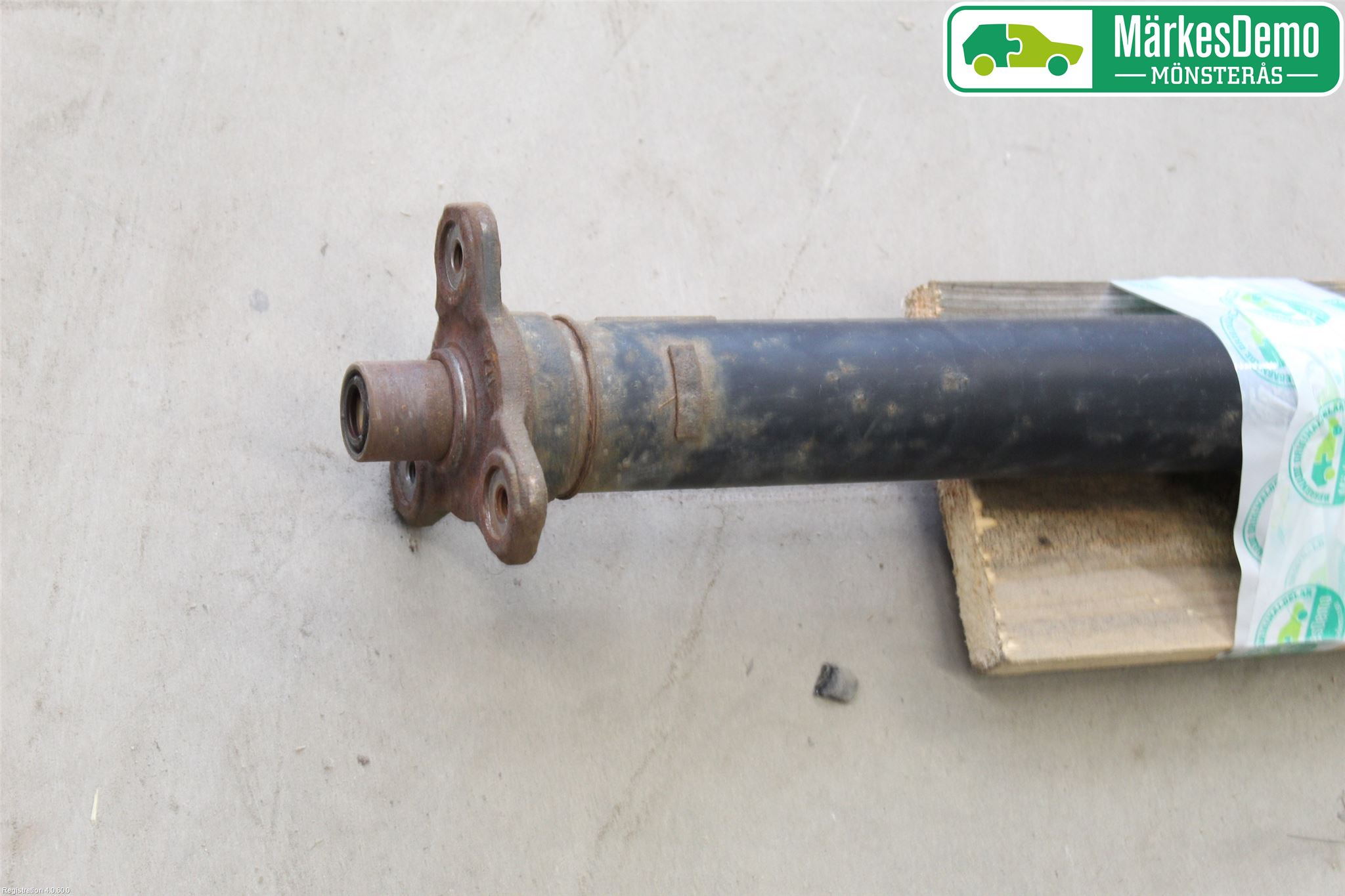 Volkswagen VW TIGUAN 16-24 Mellanaxel Komp