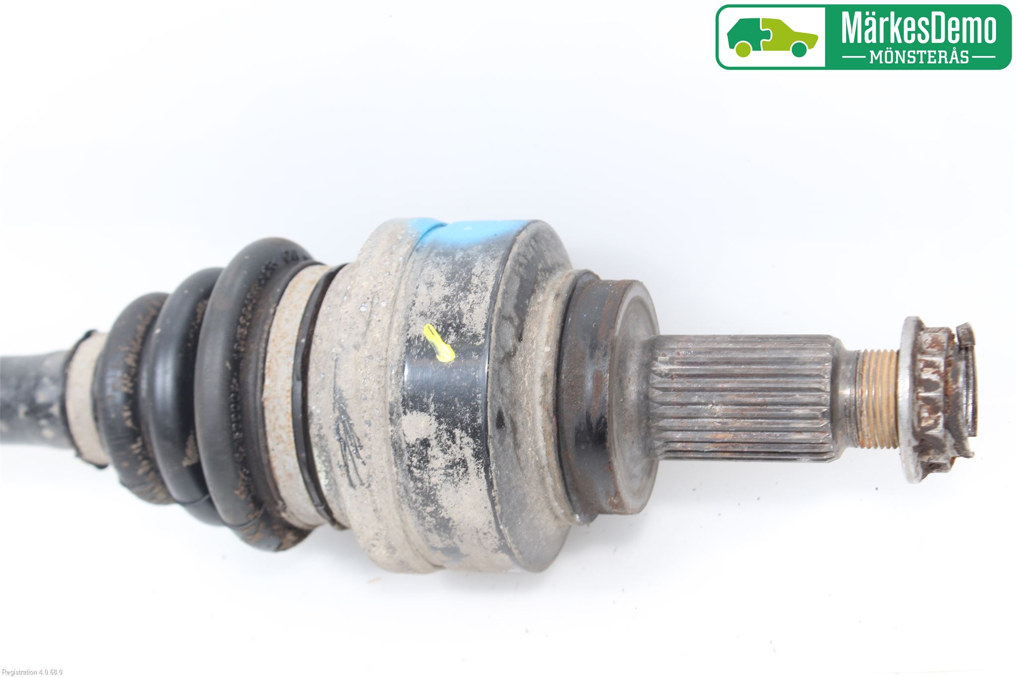 BMW 1 F20/F21 11-19 Drivaxel Bak Höger