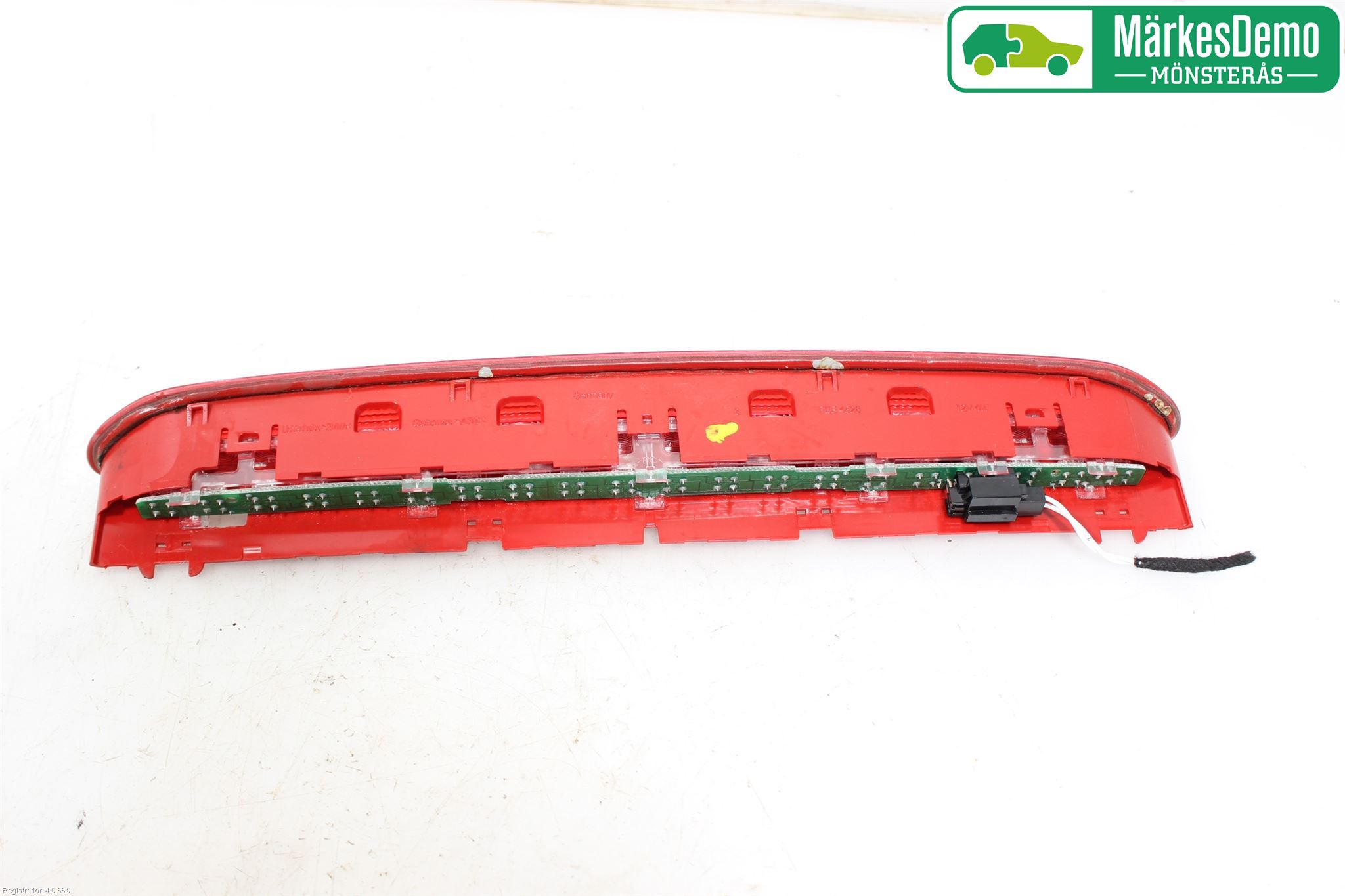 Volkswagen VW PASSAT 11-14 Bromsljus Bakruta
