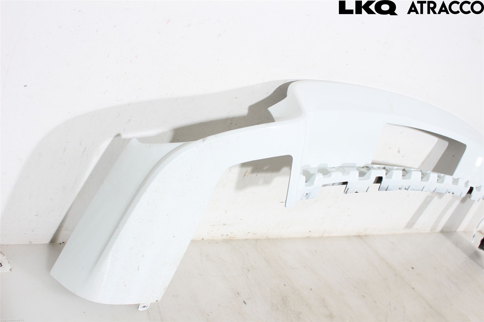 Porsche CAYENNE 03- Spoiler Bak