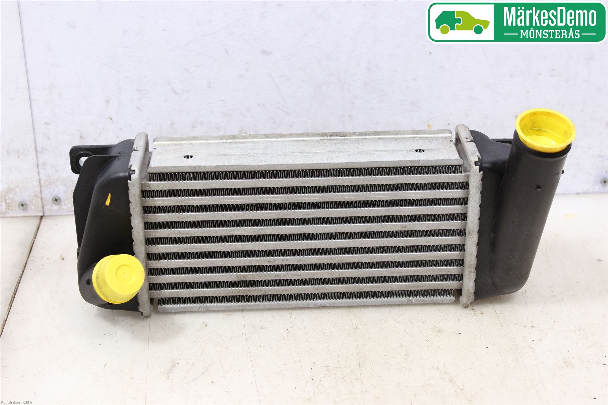 Toyota AURIS 13-19 Laddluft-Intercooler Kyl