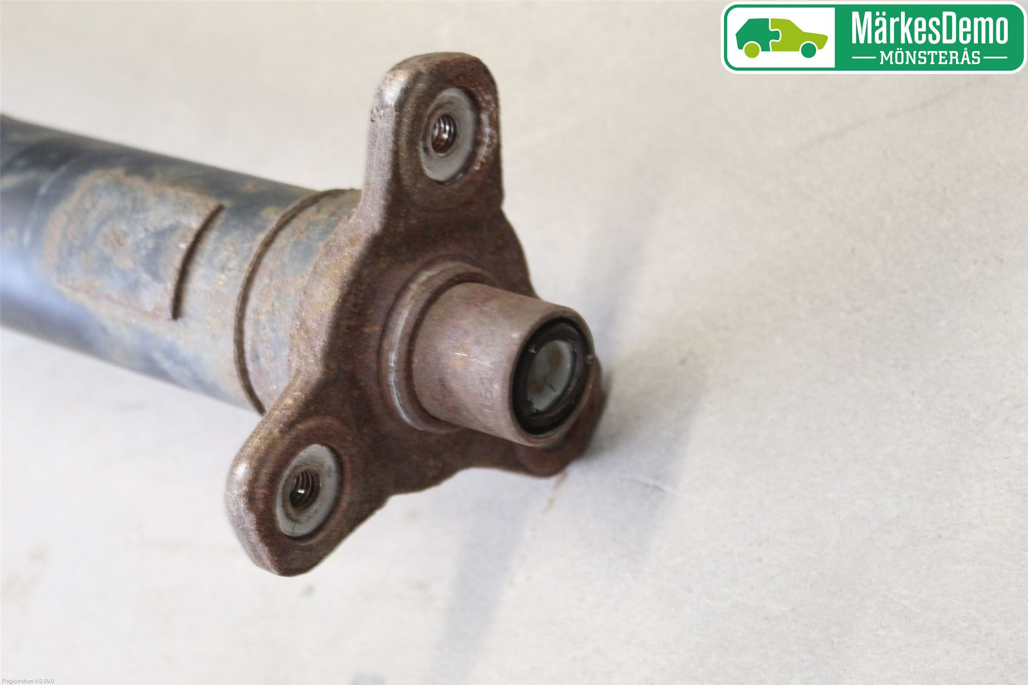 Volkswagen VW PASSAT 15-19 Mellanaxel Komp