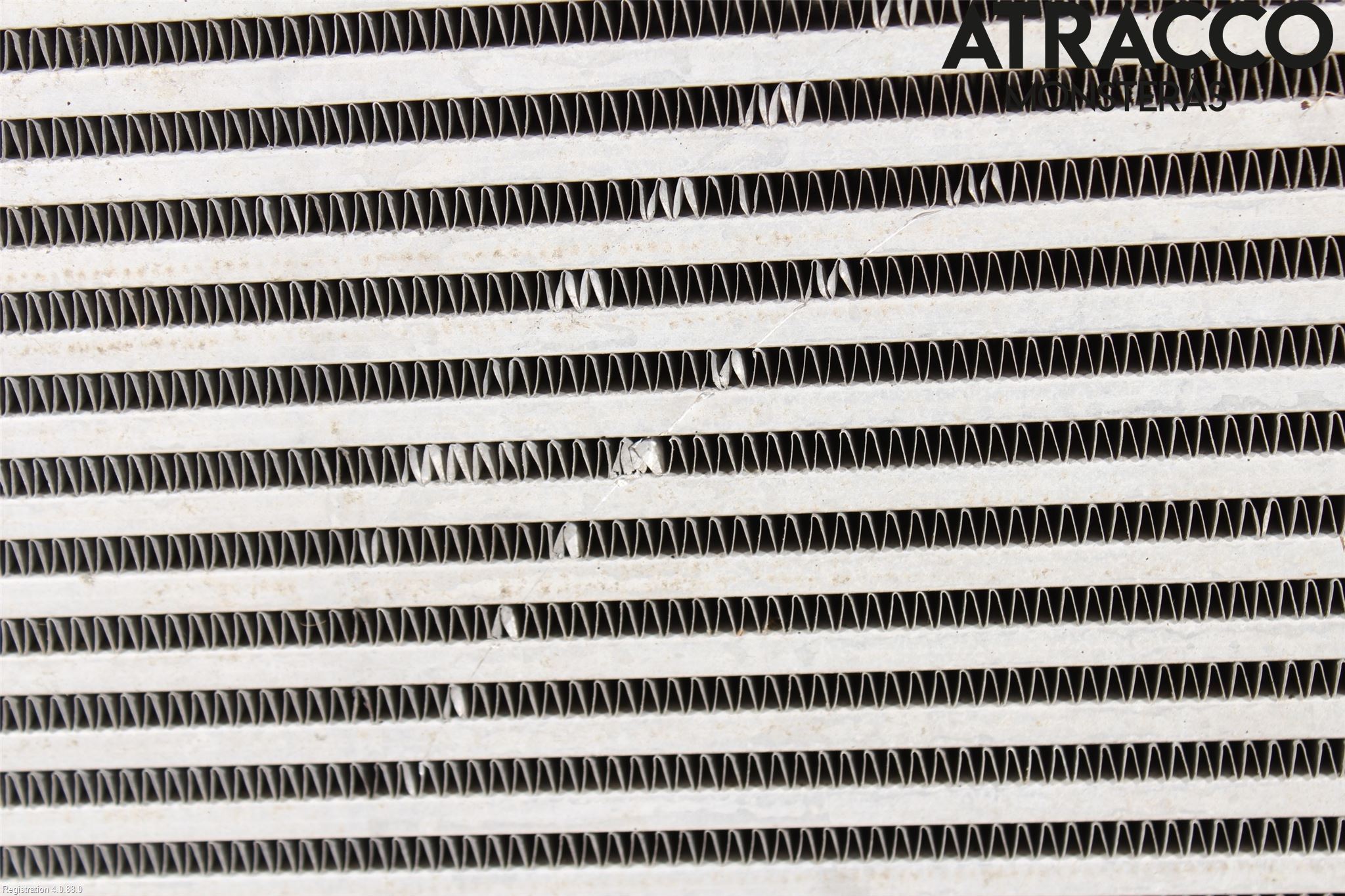 Volkswagen VW CADDY      04-10 Laddluft-Intercooler Kyl