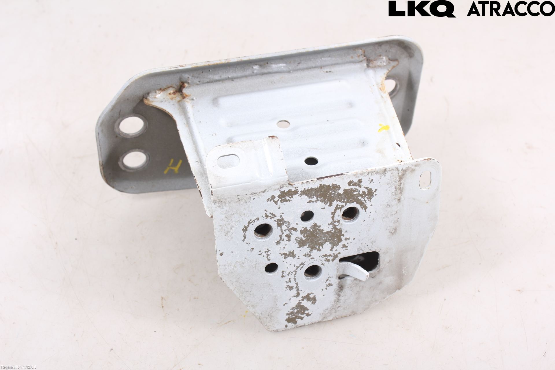 Toyota C-HR 16-23 Stötfångarbärjärn Fram