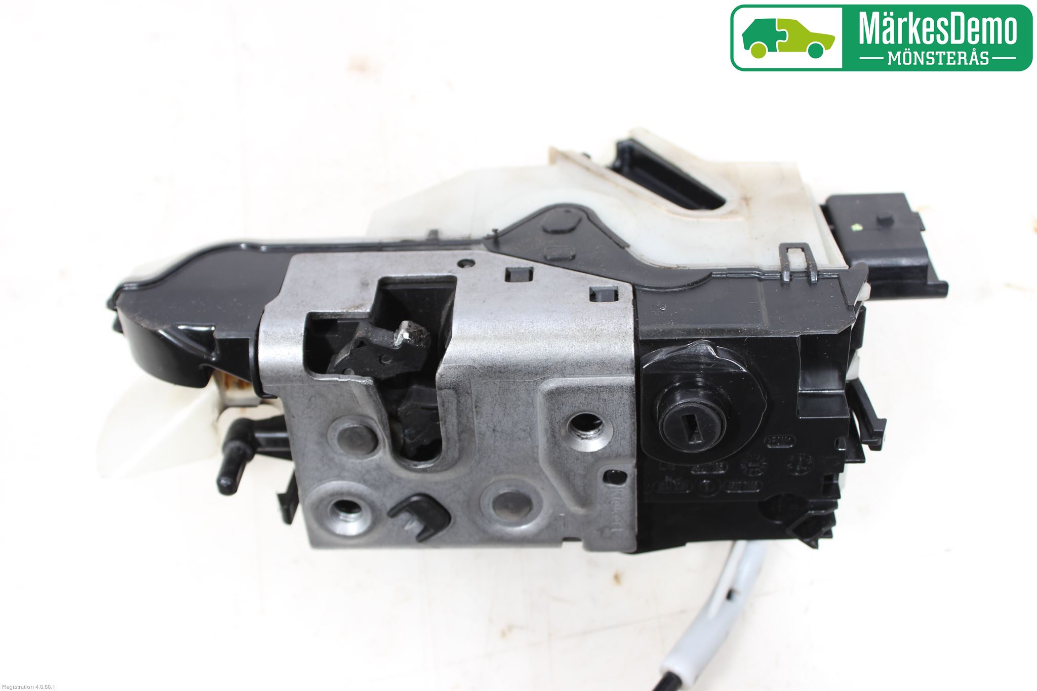 Peugeot 2008 13-20 Låskista-Dörrlås