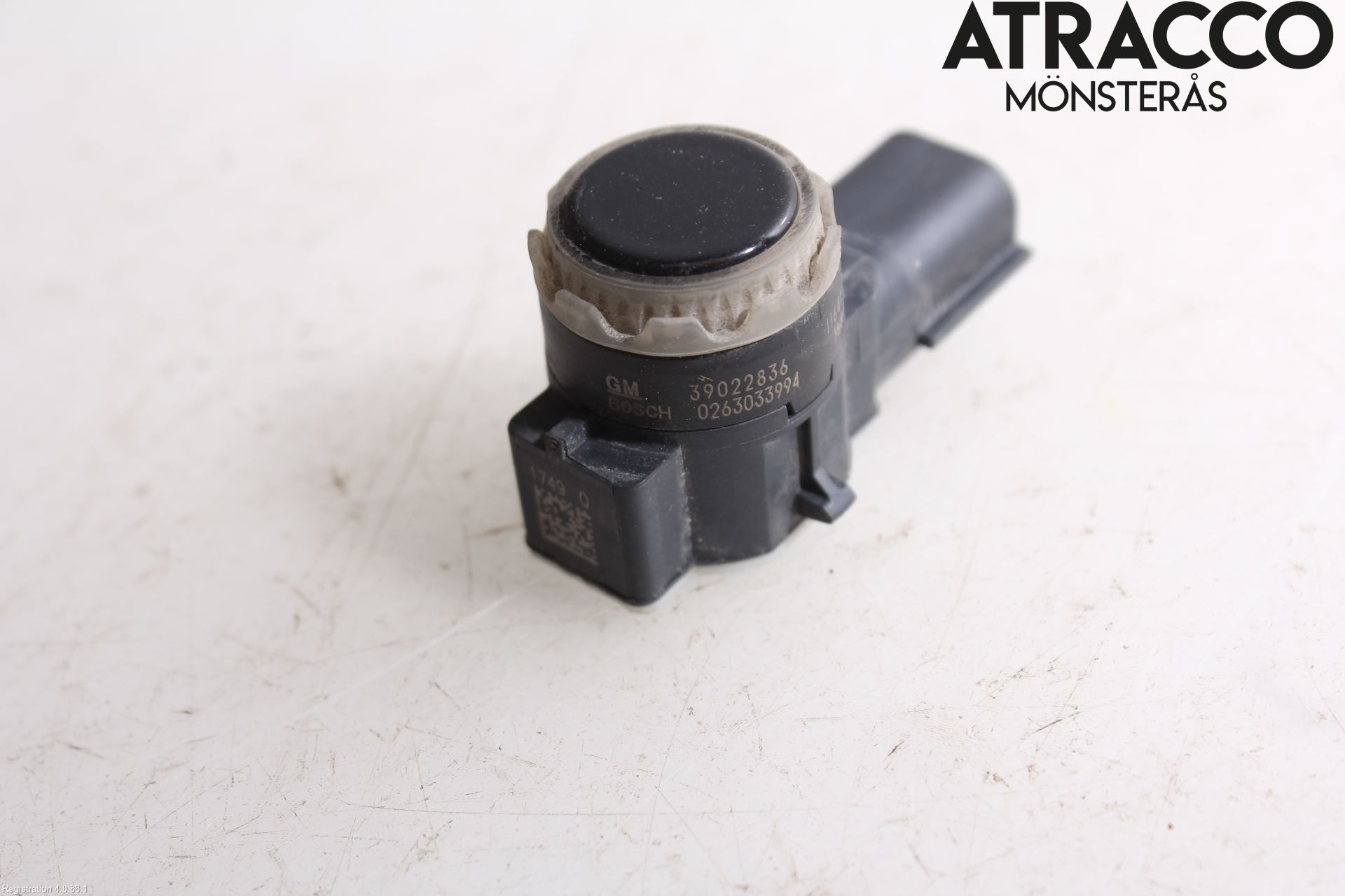 Opel INSIGNIA 17- Parkeringshjälp Frontsensor