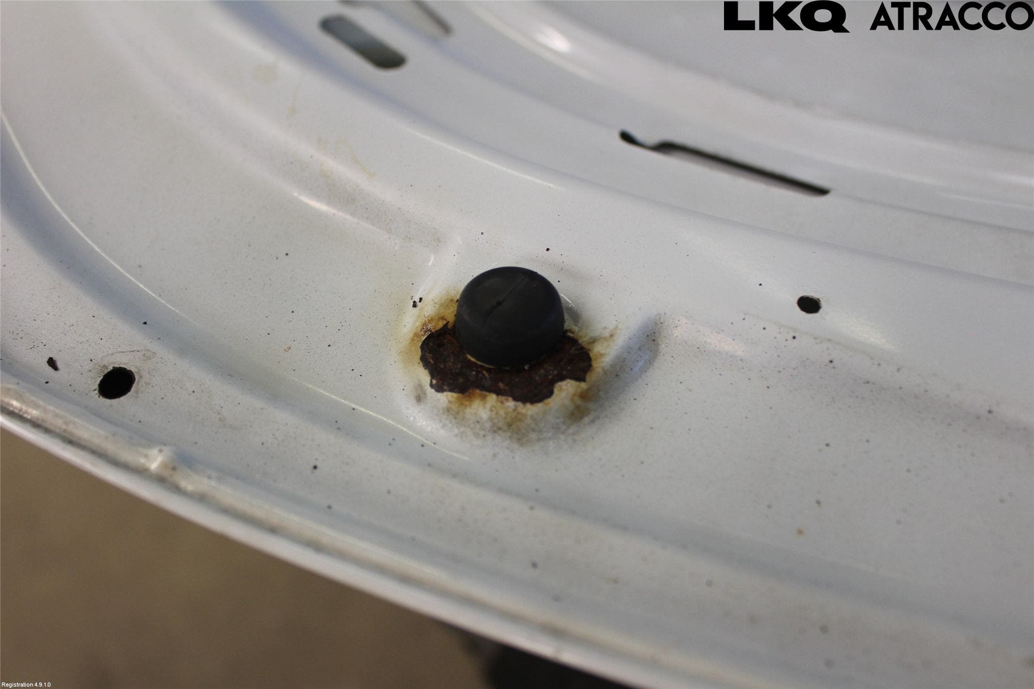 Volkswagen VW CADDY 16-20 Huv Fram