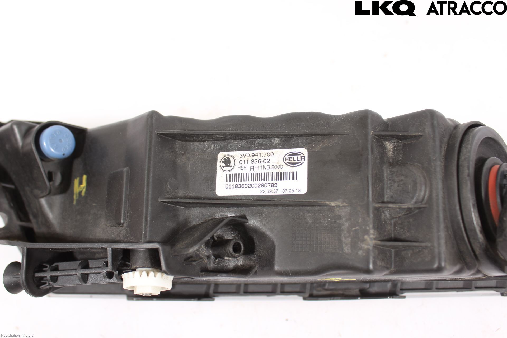 Skoda SUPERB 16-24 Dimljus-Varselljus Fram