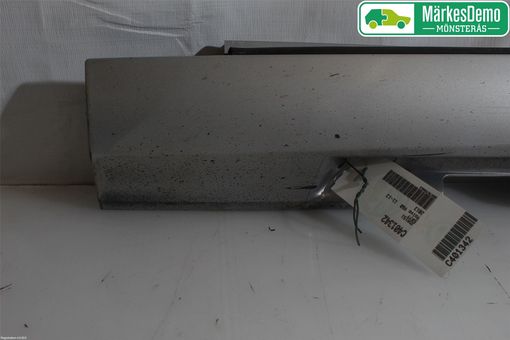 Volvo V60 11-13 Sidokjol Vä