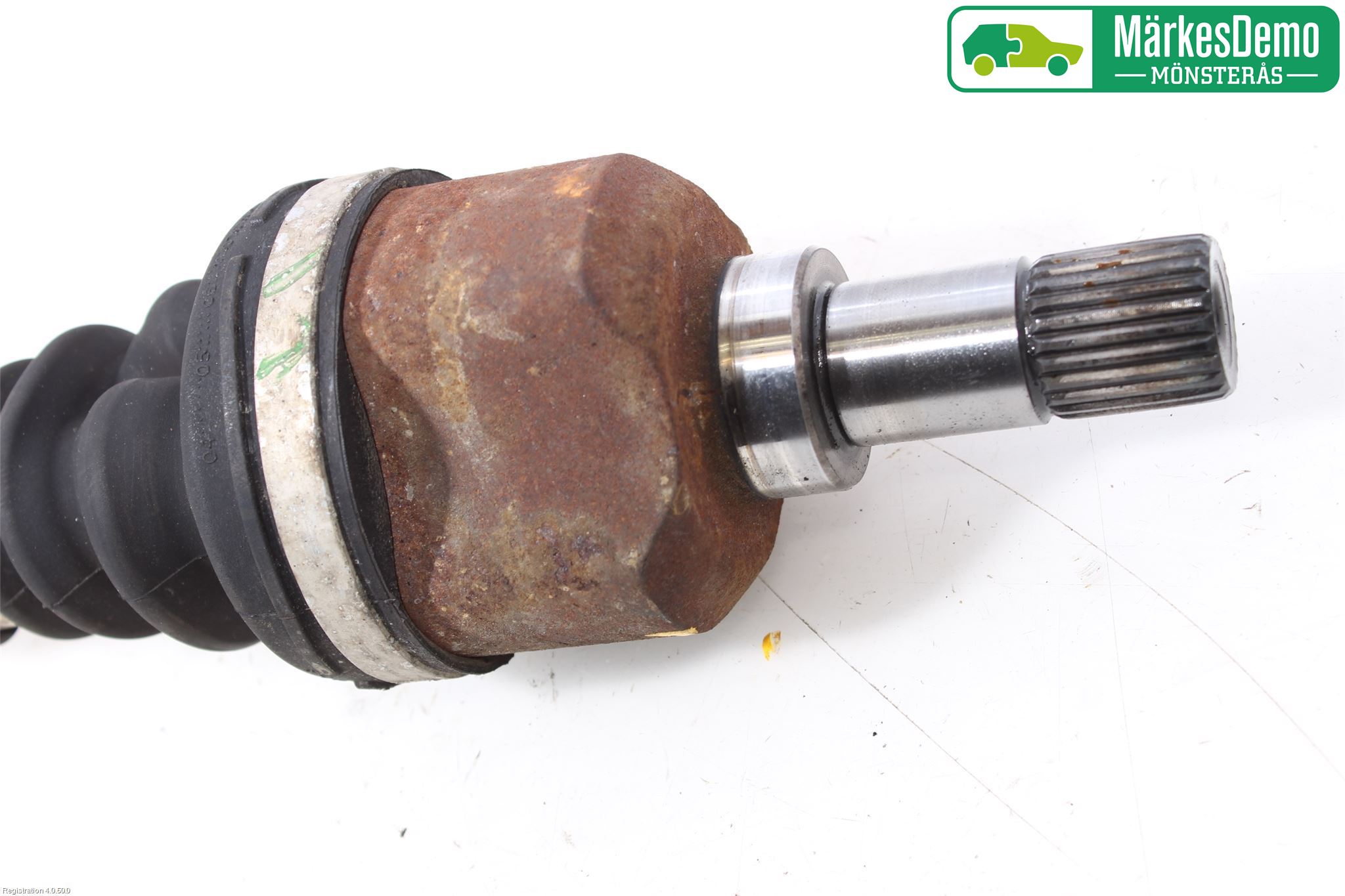 Citroen BERLINGO 08-18 Drivaxel Fram Vänster