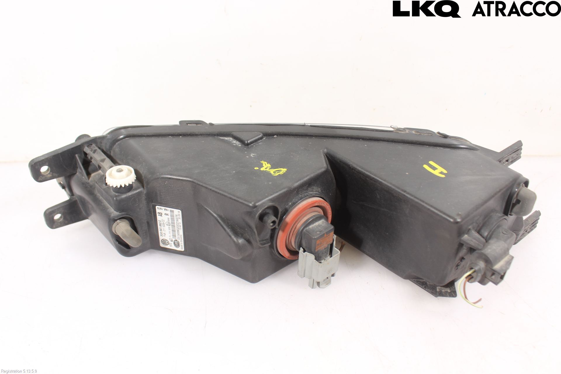 Volkswagen VW PASSAT 15-19 Dimljus-Varselljus Fram