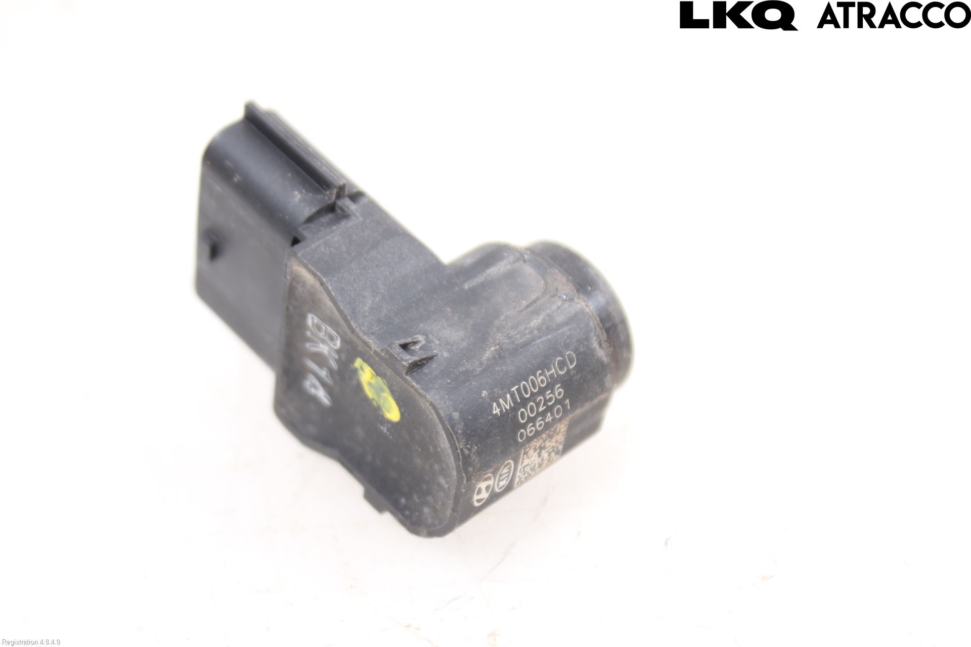 Hyundai i40 08-15 Parkeringshjälp Frontsensor