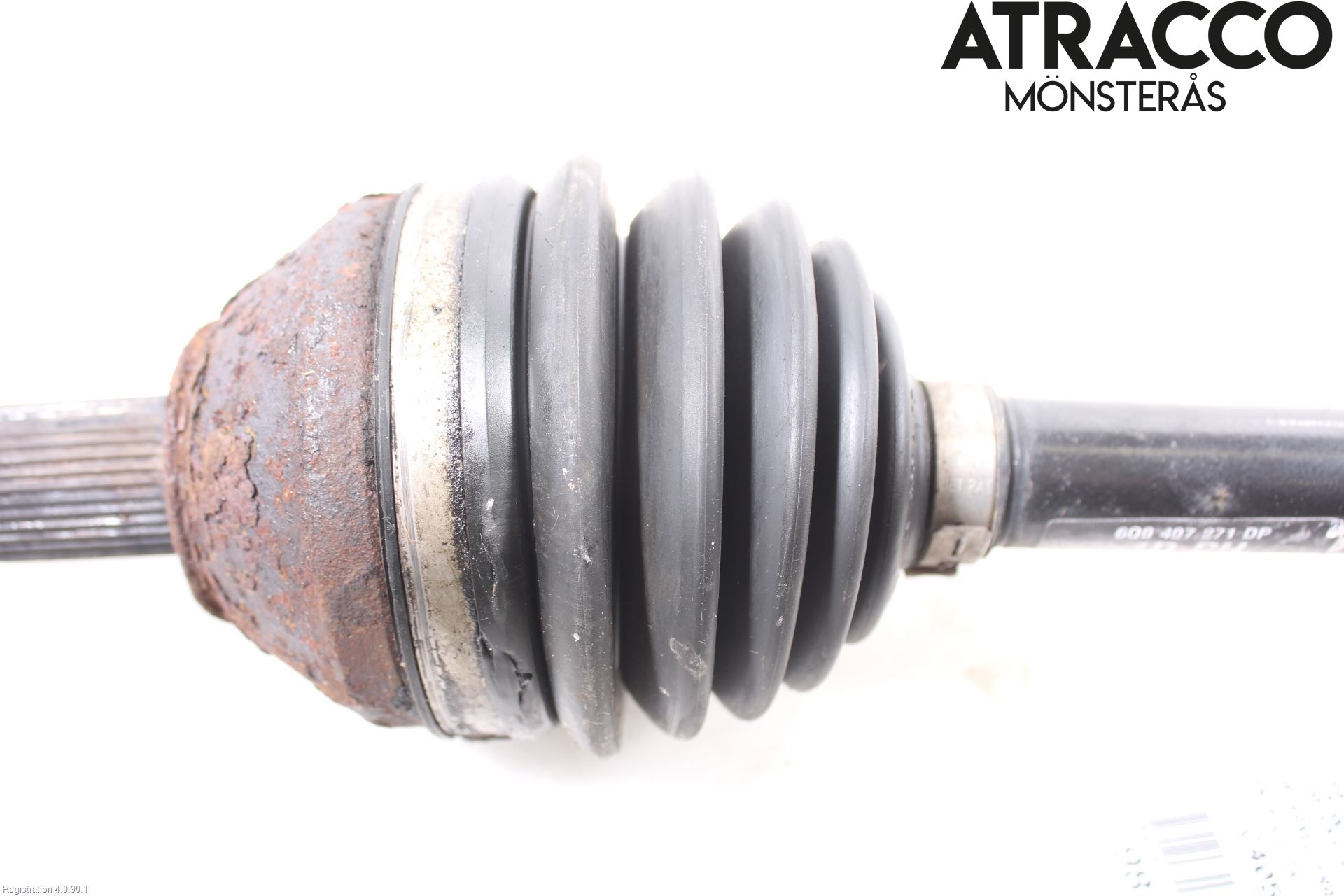 Volkswagen VW POLO 05-09 Drivaxel Fram Vänster
