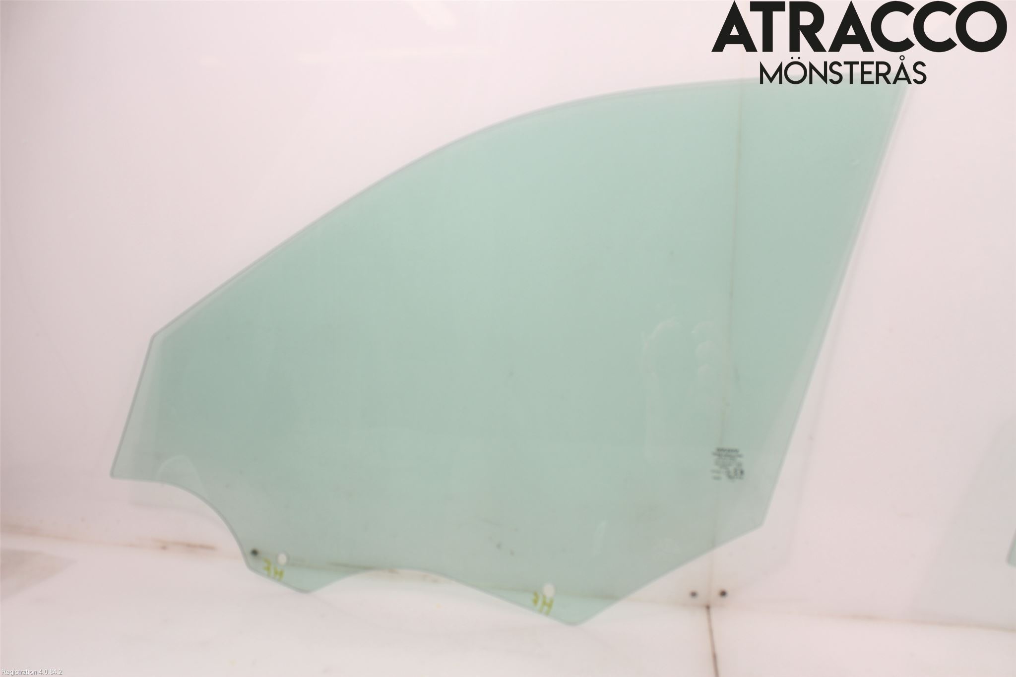 Volvo XC90/RECHARGE 16- Dörruta Fram Höger